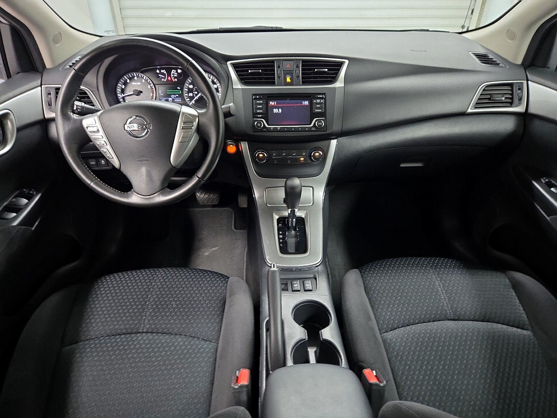 Thumbnail: 2015 Nissan Sentra - 9