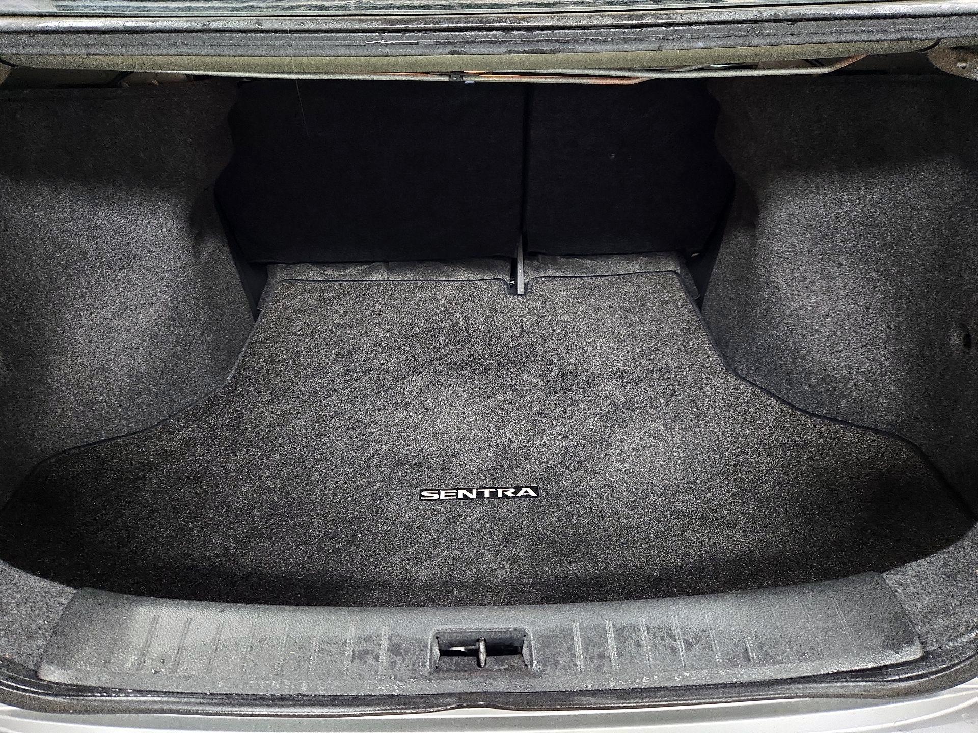 Thumbnail: 2015 Nissan Sentra - 20