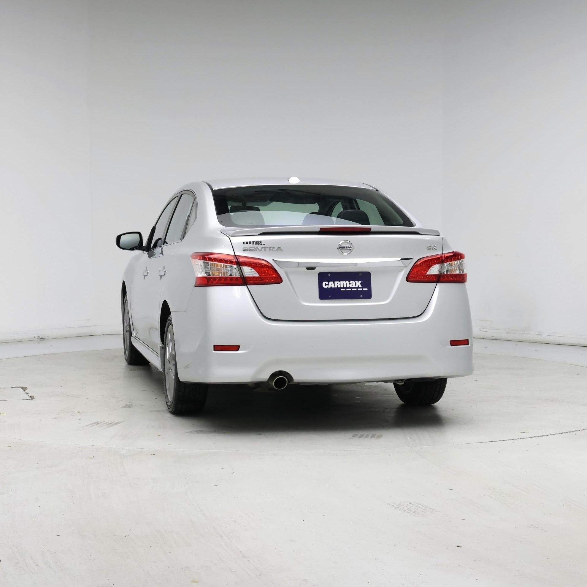 Thumbnail: 2015 Nissan Sentra - 6