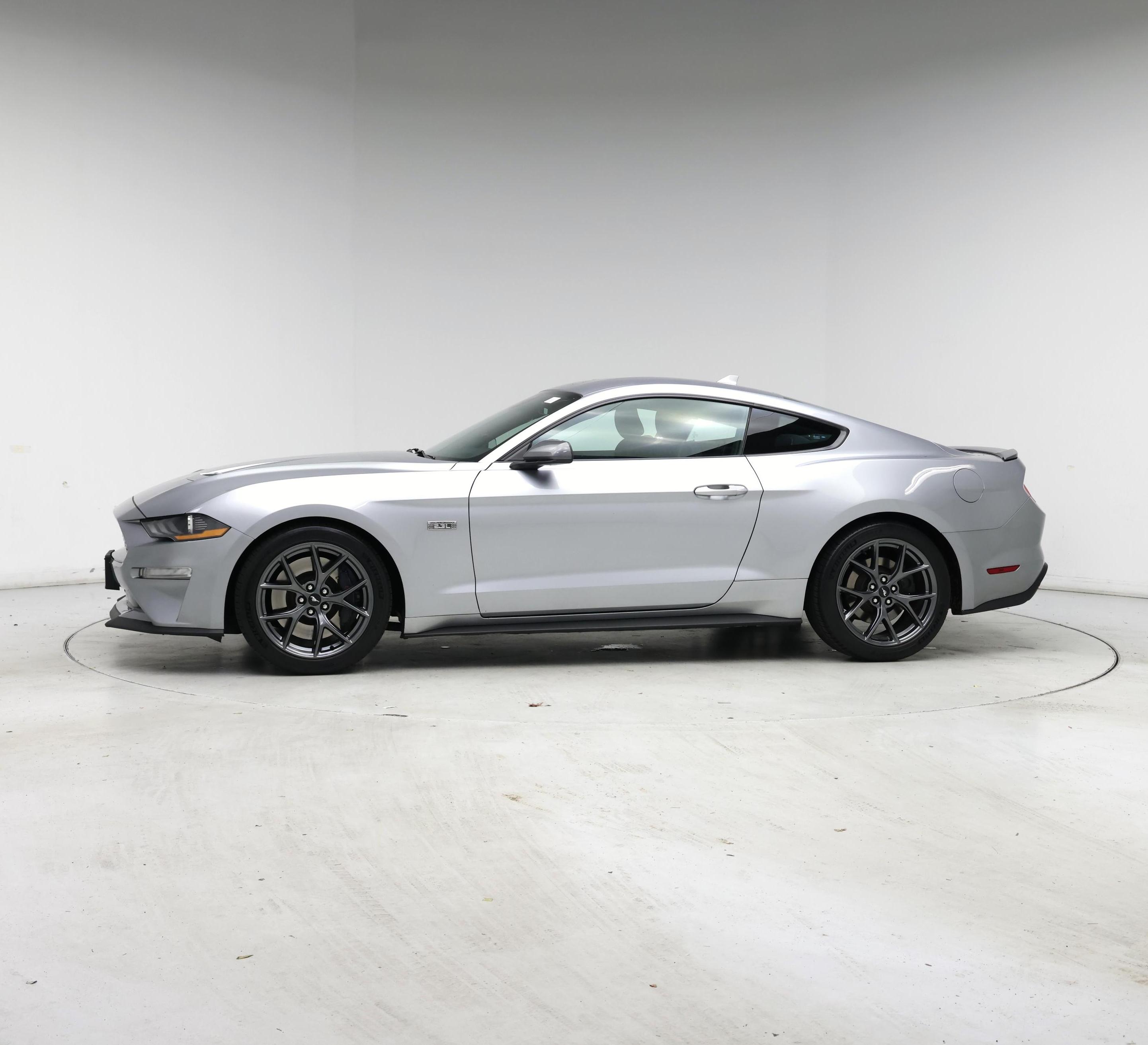 Thumbnail: 2021 Ford Mustang - 3