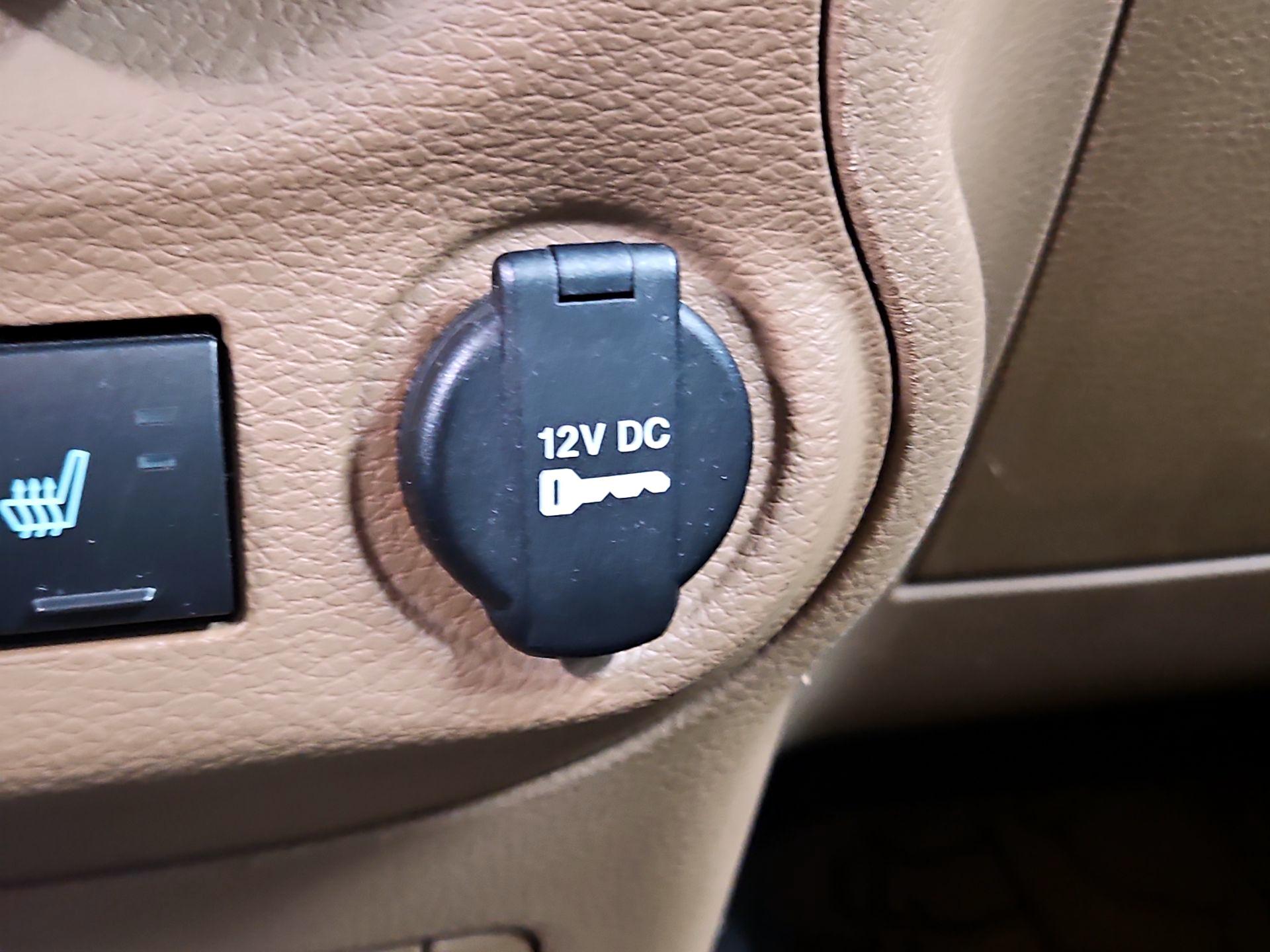 Thumbnail: 2018 Jeep Wrangler - 16