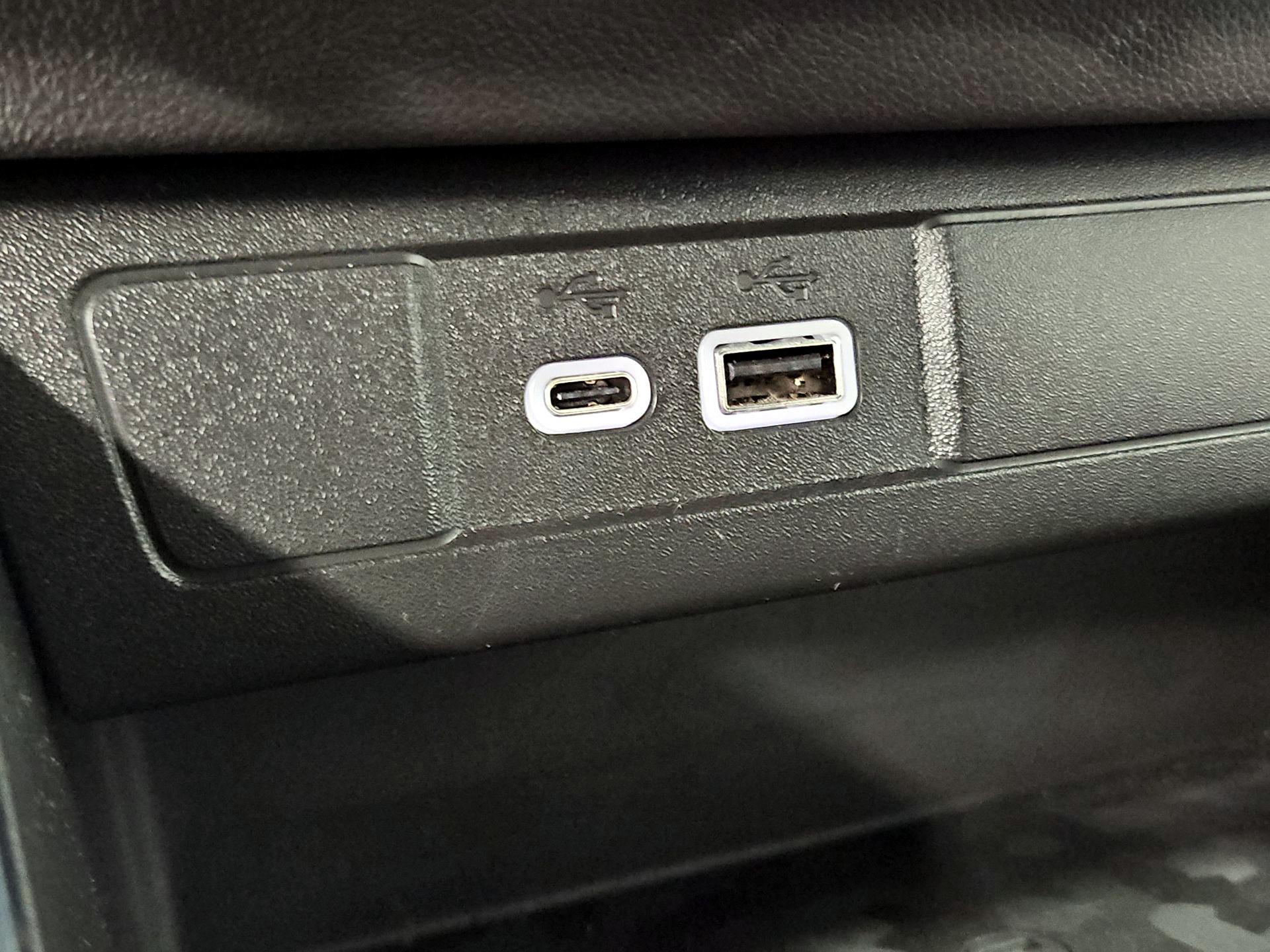 Thumbnail: 2024 GMC Canyon - 18