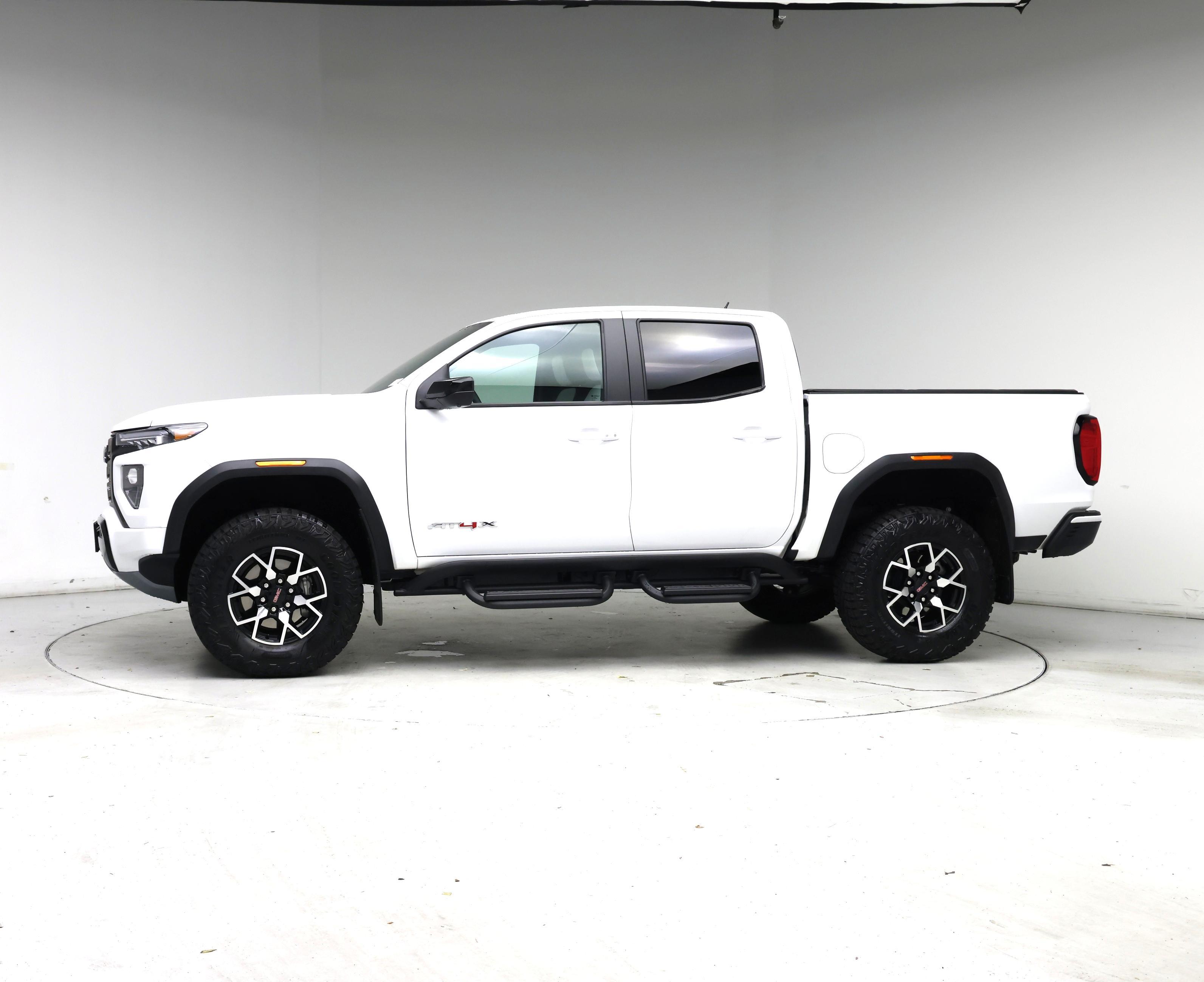 Thumbnail: 2024 GMC Canyon - 3