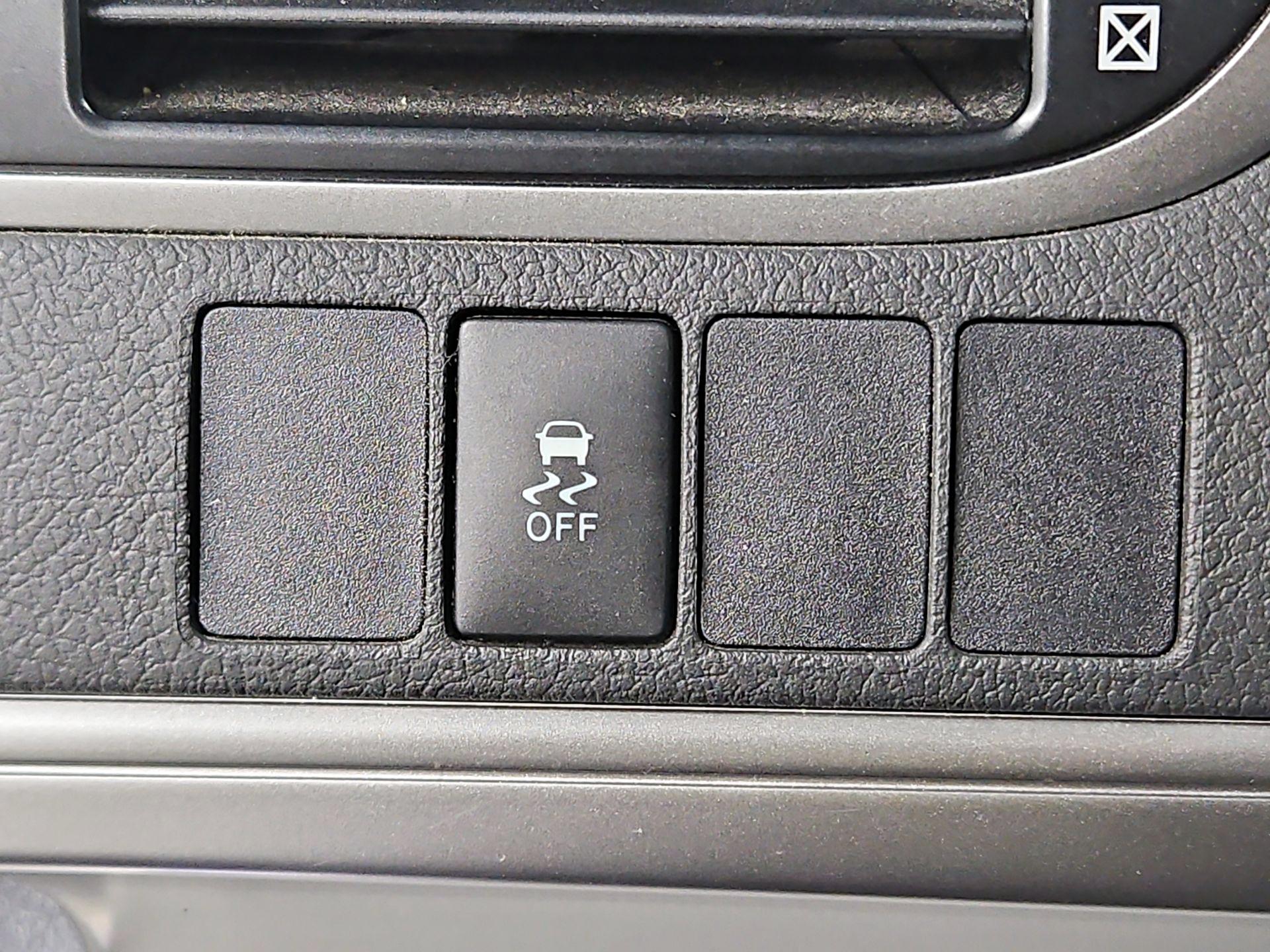 Thumbnail: 2014 Toyota Camry - 13