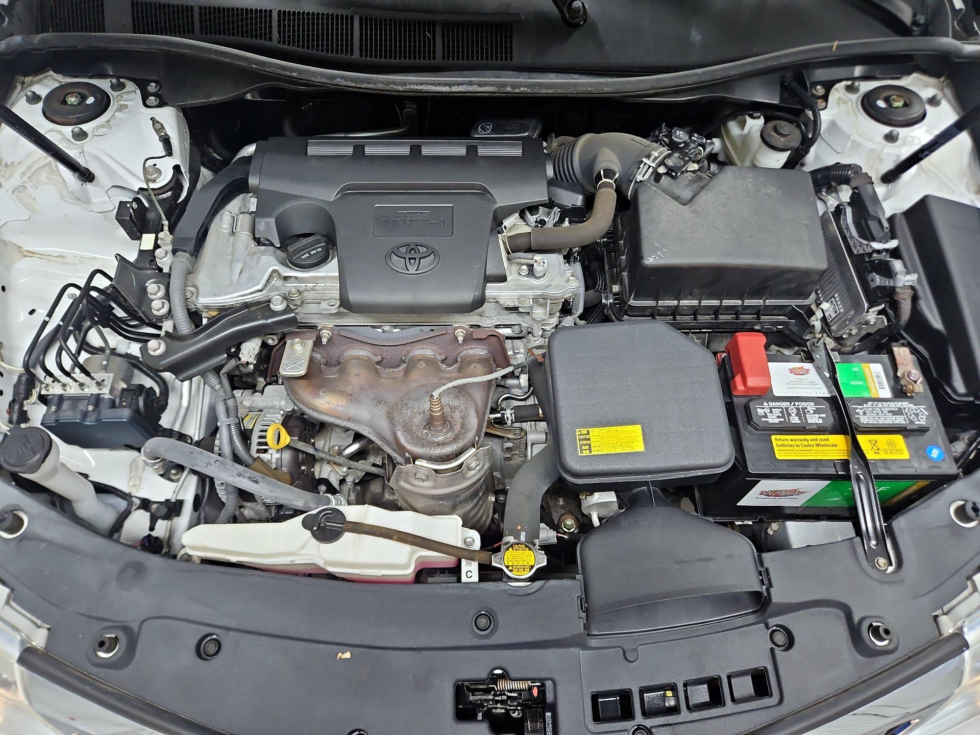 Thumbnail: 2014 Toyota Camry - 20