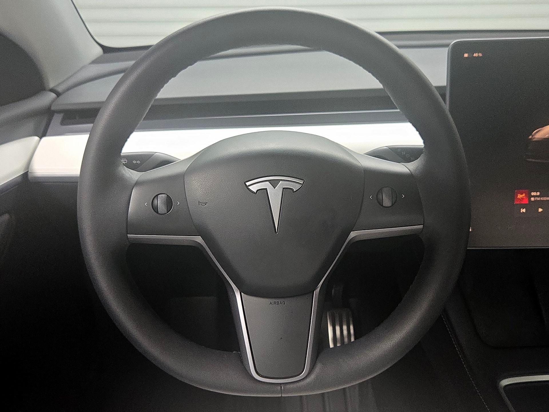 Thumbnail: 2022 Tesla Model Y - 10