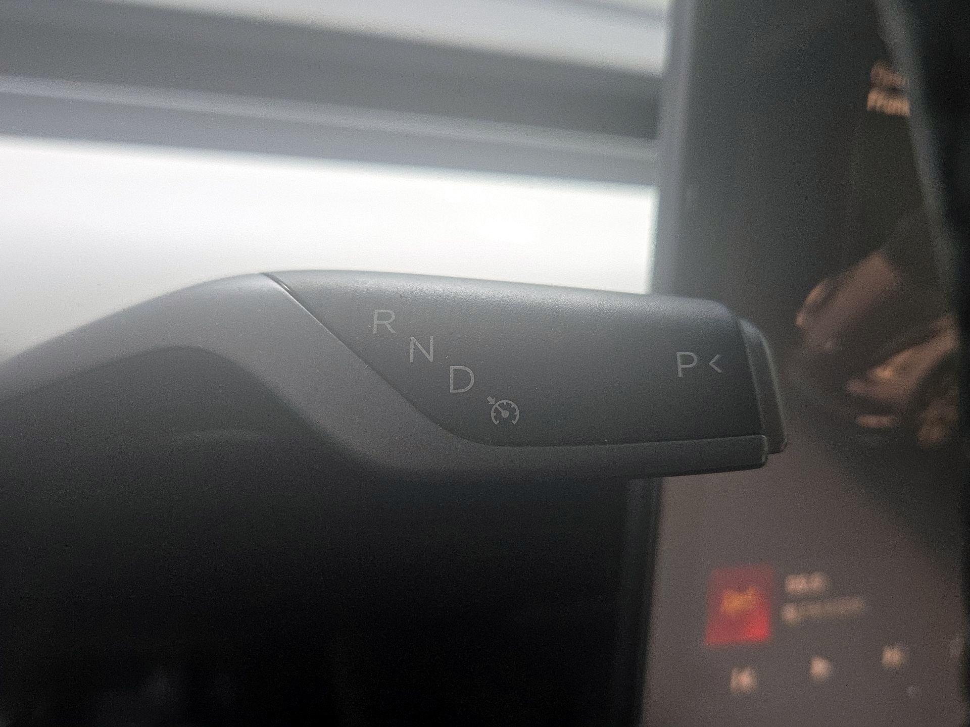 Thumbnail: 2022 Tesla Model Y - 17