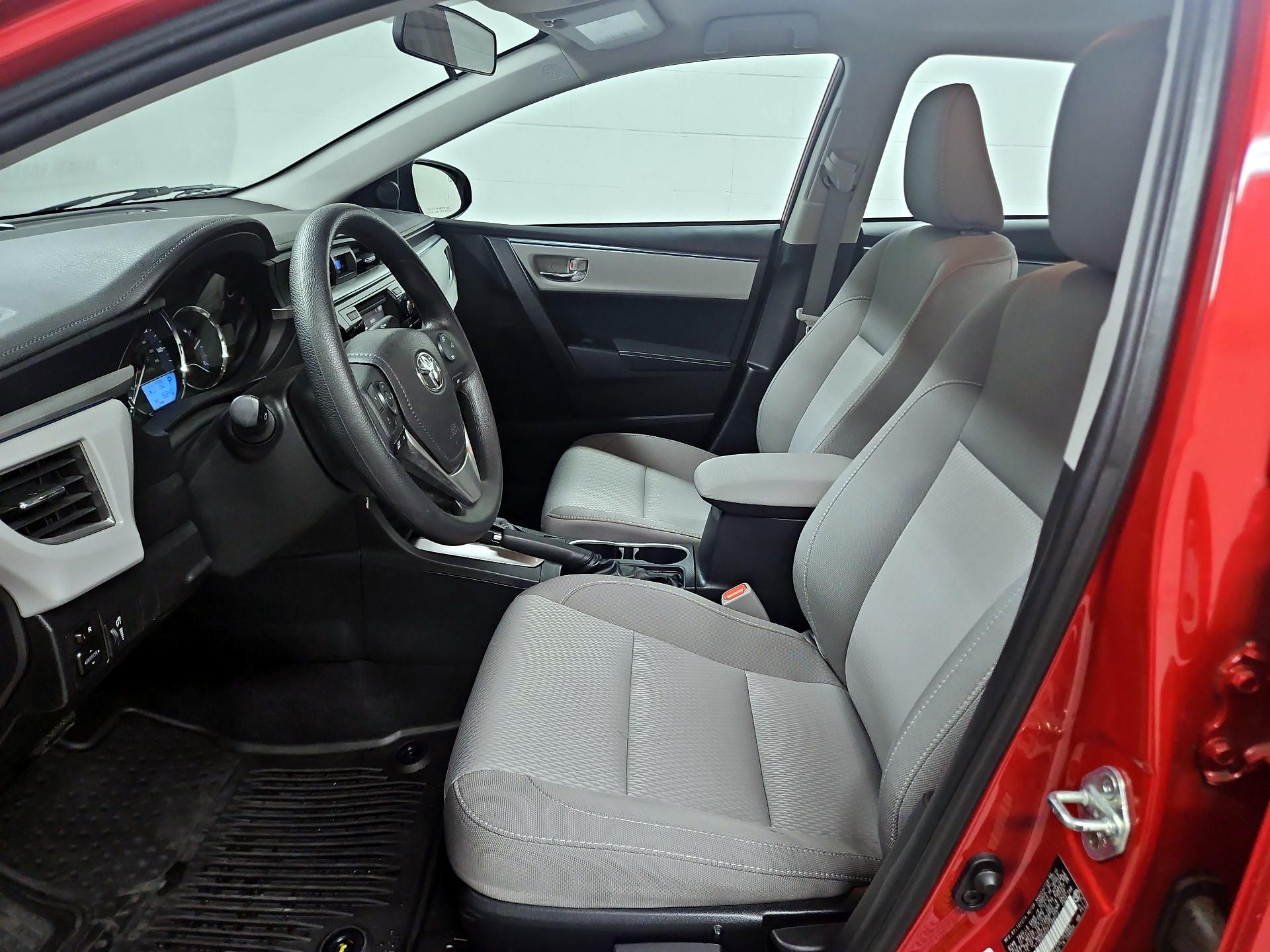 Thumbnail: 2015 Toyota Corolla - 11