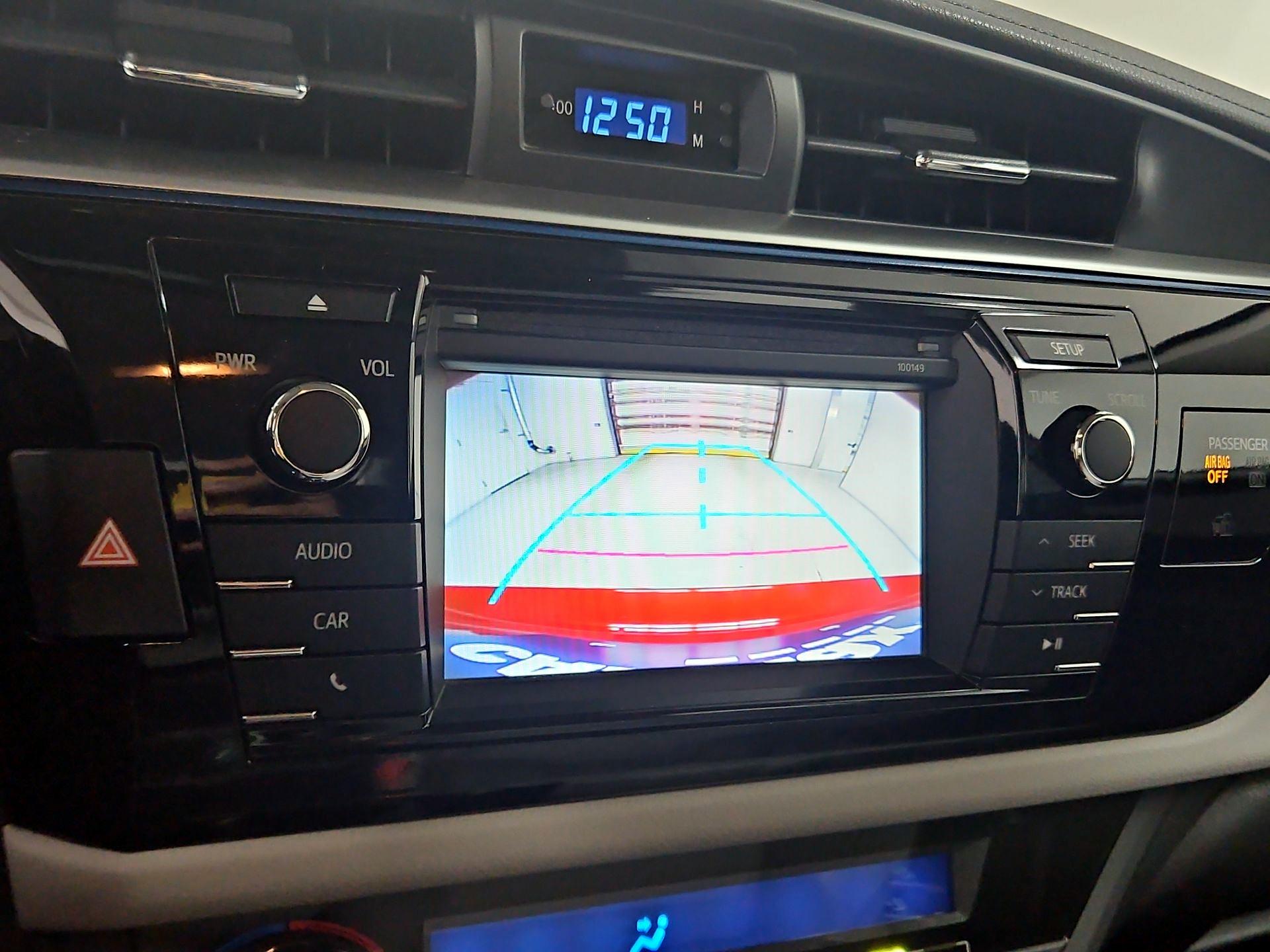 Thumbnail: 2015 Toyota Corolla - 14