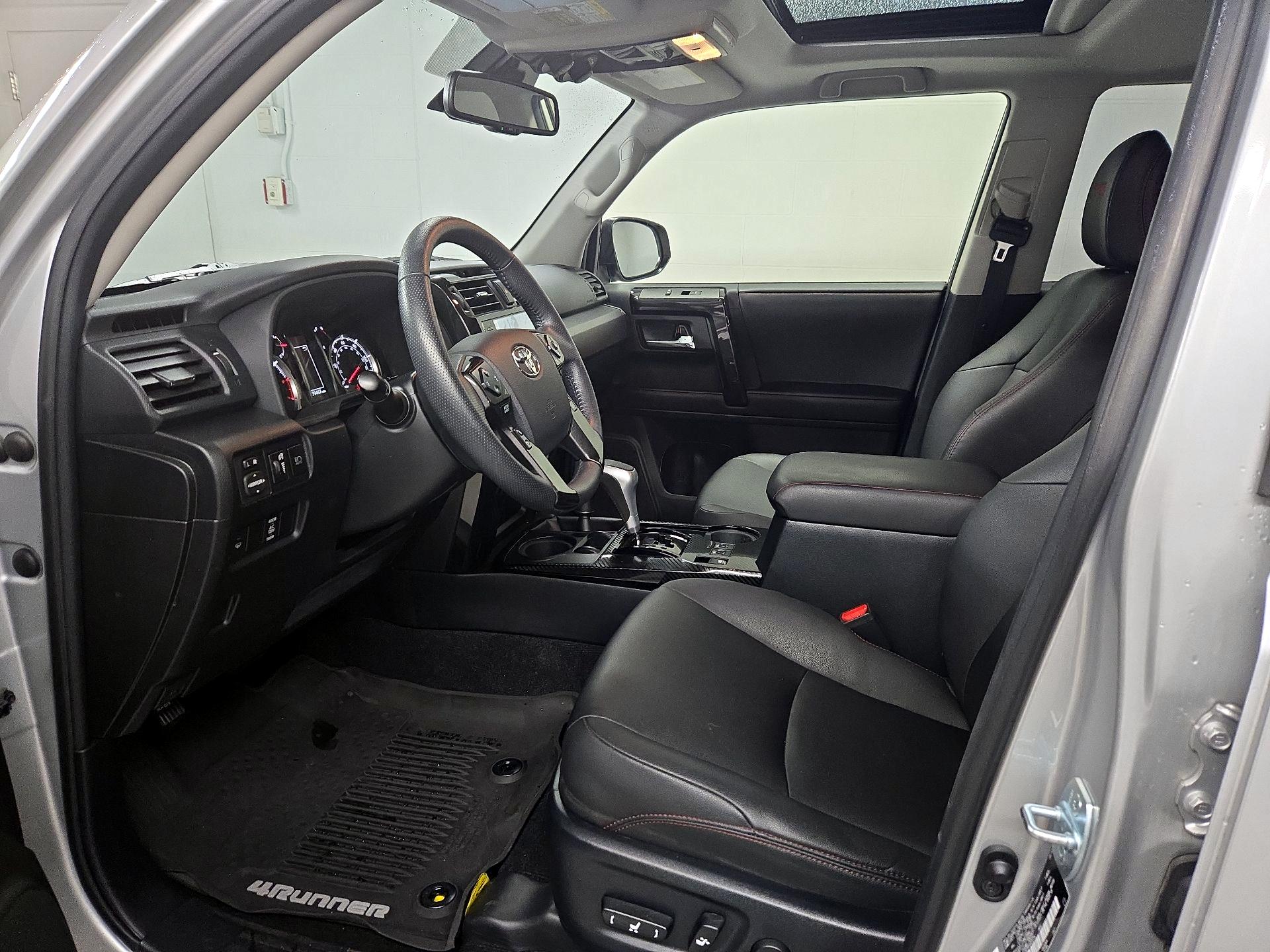 Thumbnail: 2021 Toyota 4Runner - 11