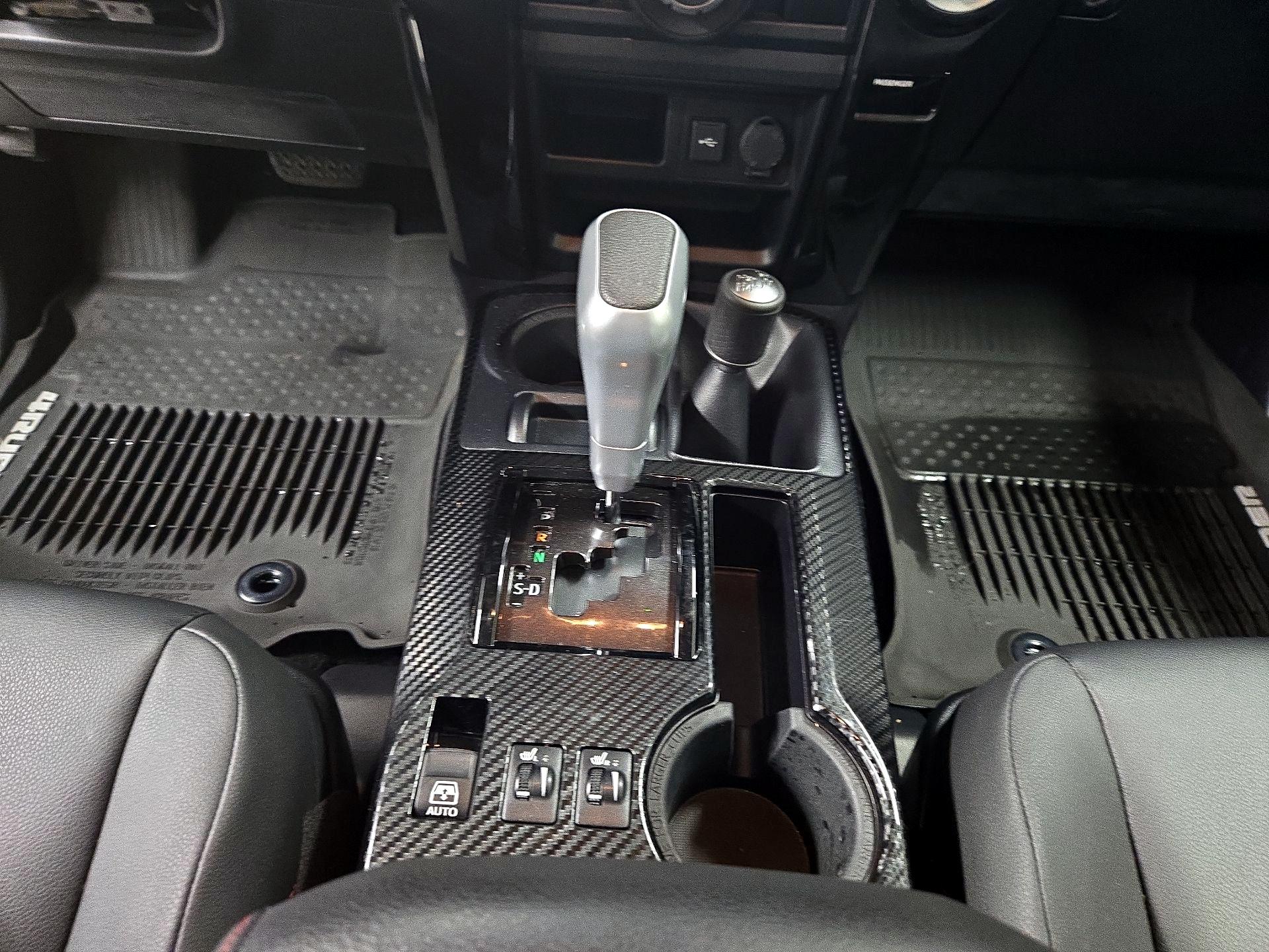 Thumbnail: 2021 Toyota 4Runner - 18