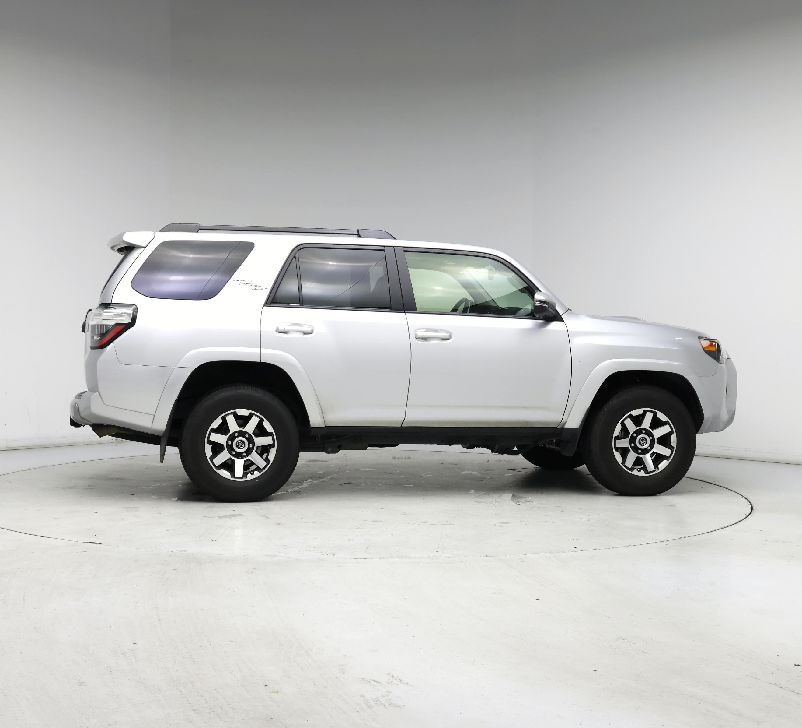 Thumbnail: 2021 Toyota 4Runner - 7