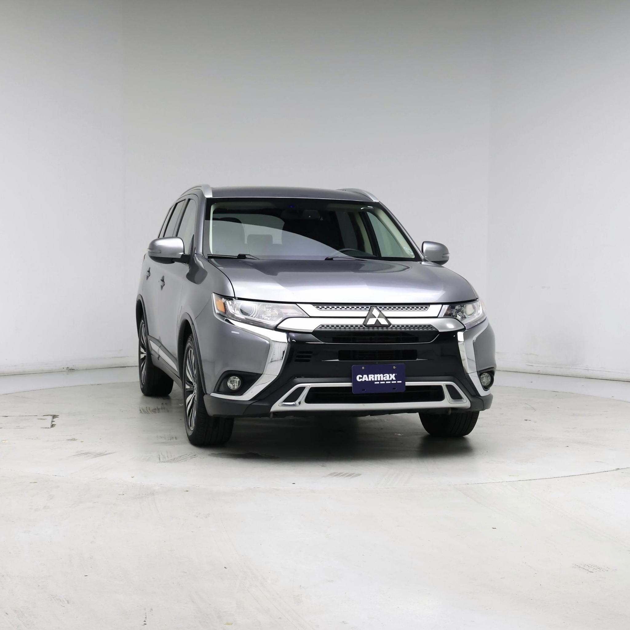 Thumbnail: 2019 Mitsubishi Outlander - 5