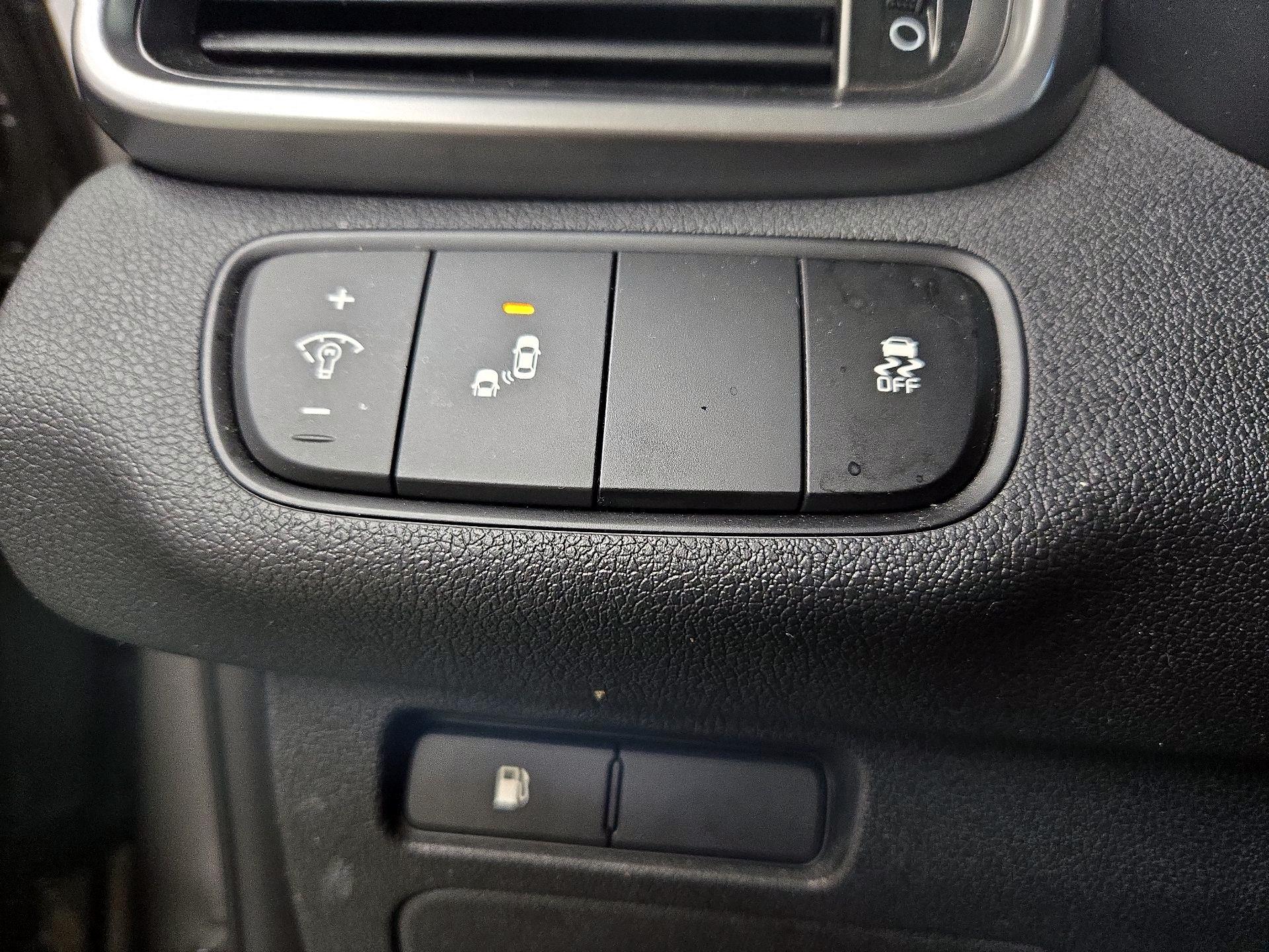 Thumbnail: 2019 Kia Sorento - 13