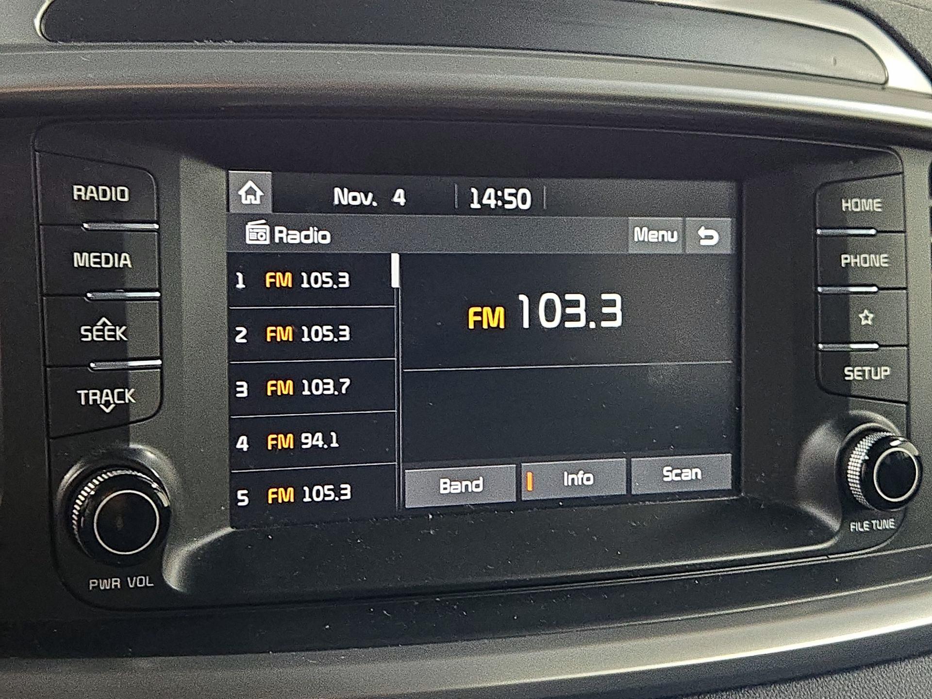 Thumbnail: 2019 Kia Sorento - 15