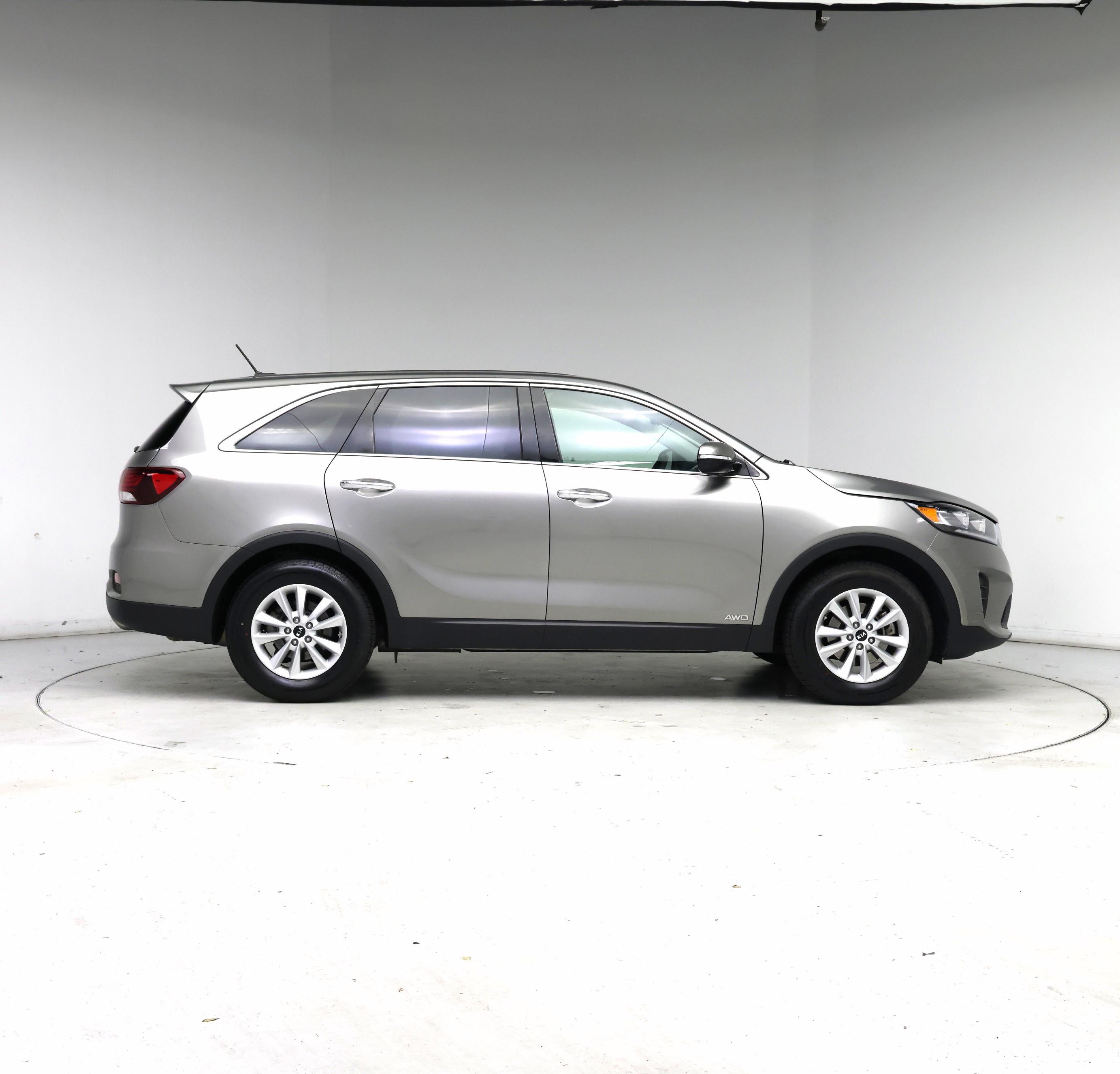 Thumbnail: 2019 Kia Sorento - 7