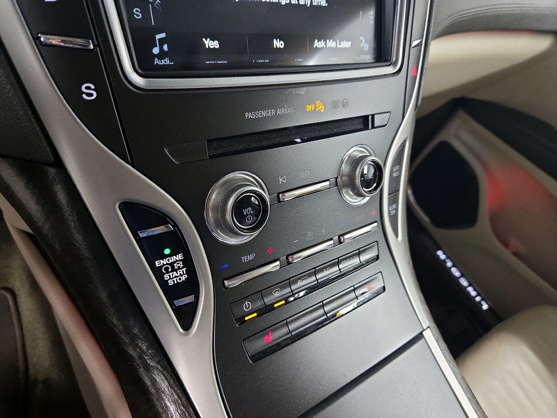 Thumbnail: 2017 Lincoln MKX - 17