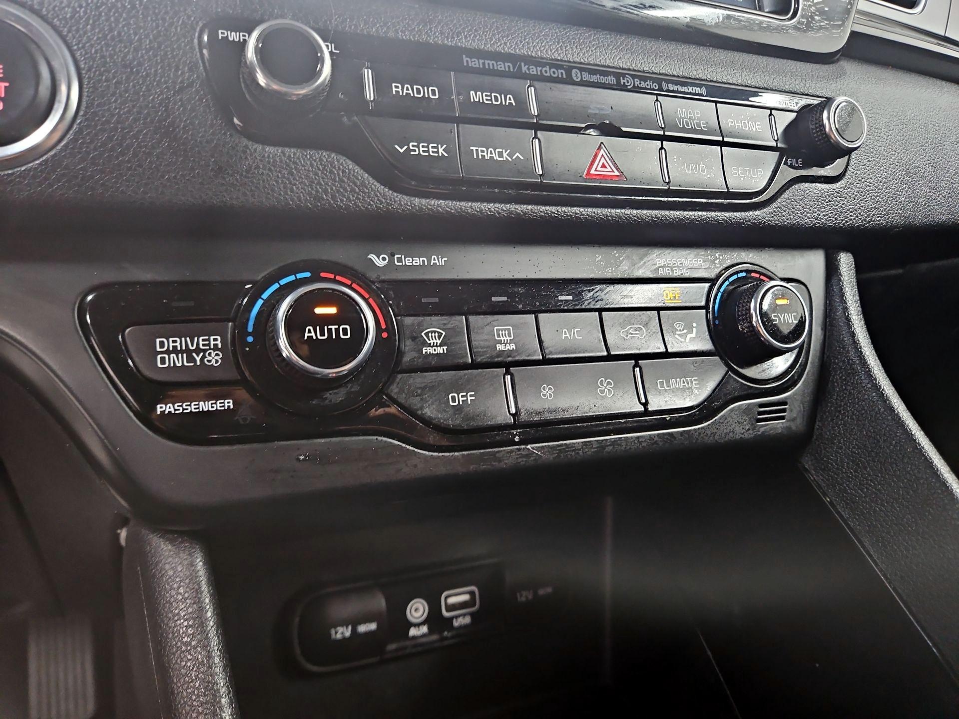 Thumbnail: 2017 Kia Niro - 17