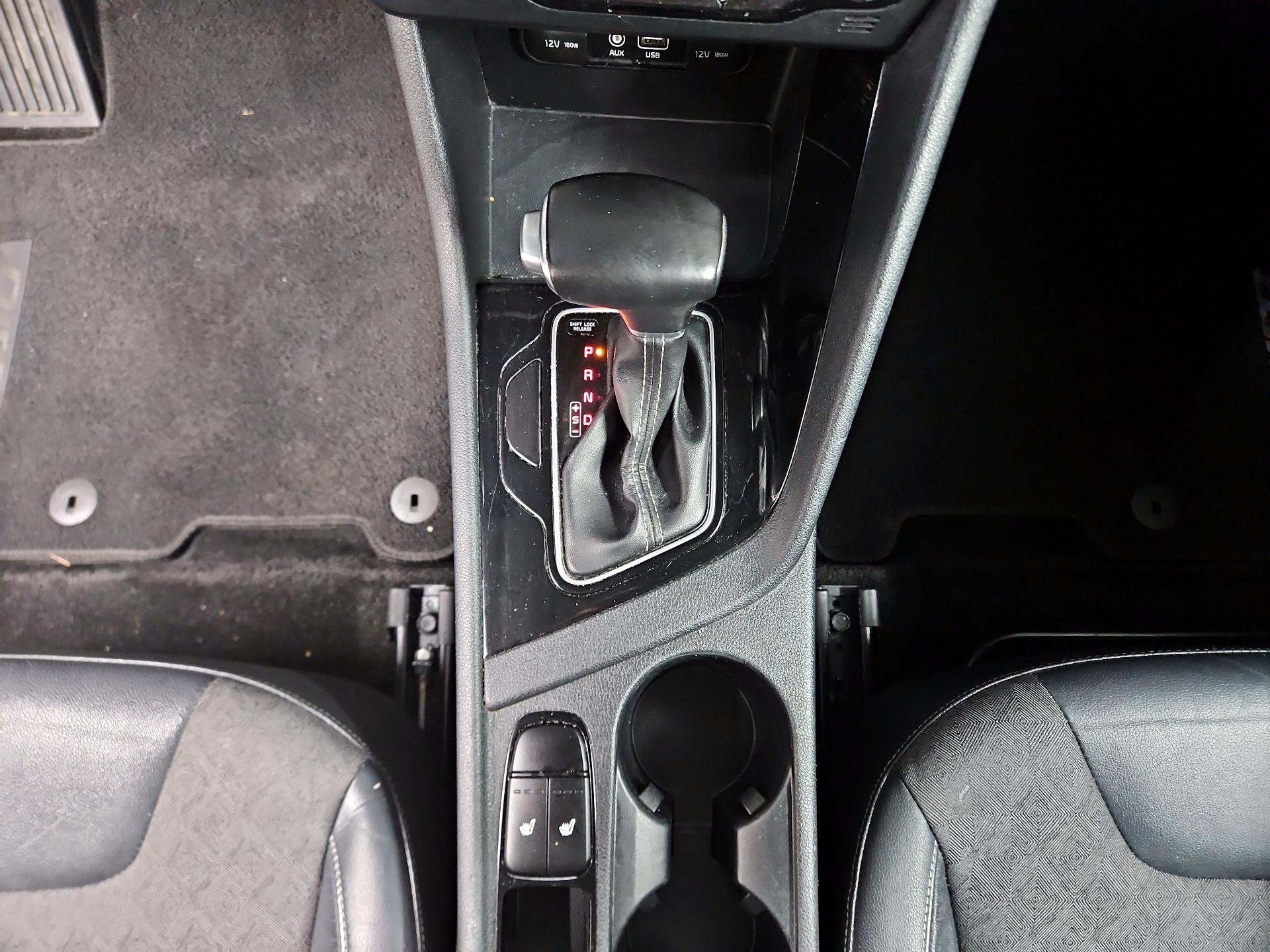 Thumbnail: 2017 Kia Niro - 18