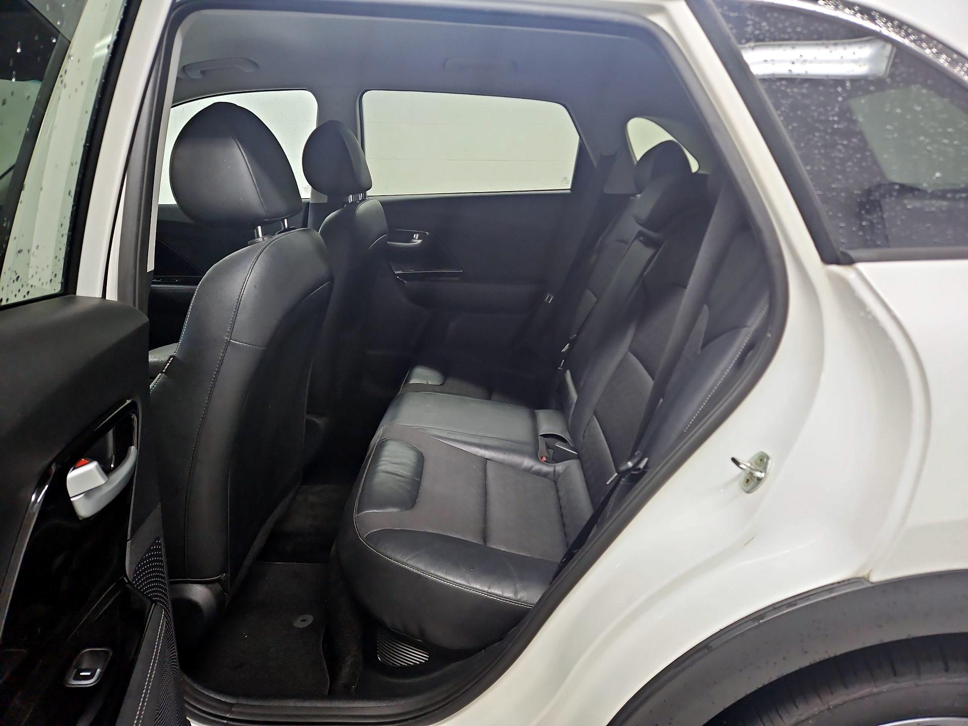 Thumbnail: 2017 Kia Niro - 20