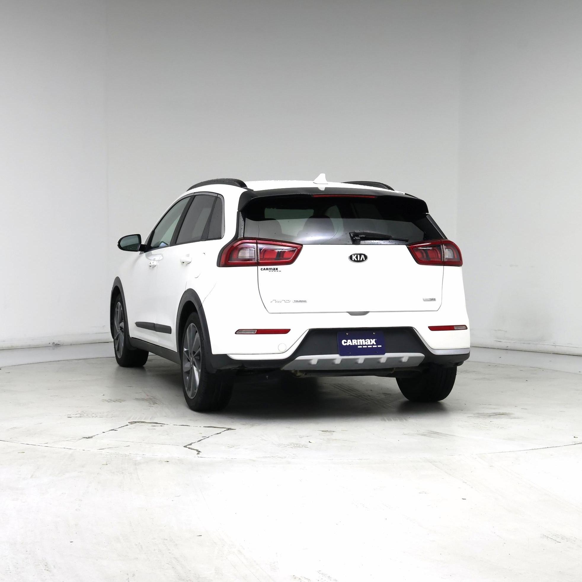 Thumbnail: 2017 Kia Niro - 6