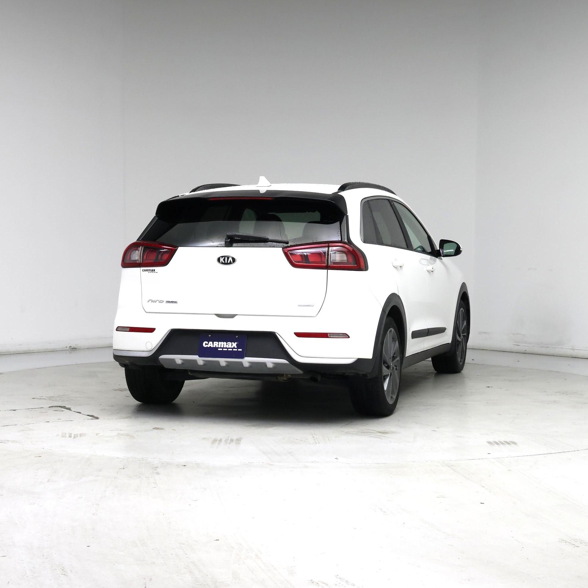 Thumbnail: 2017 Kia Niro - 8