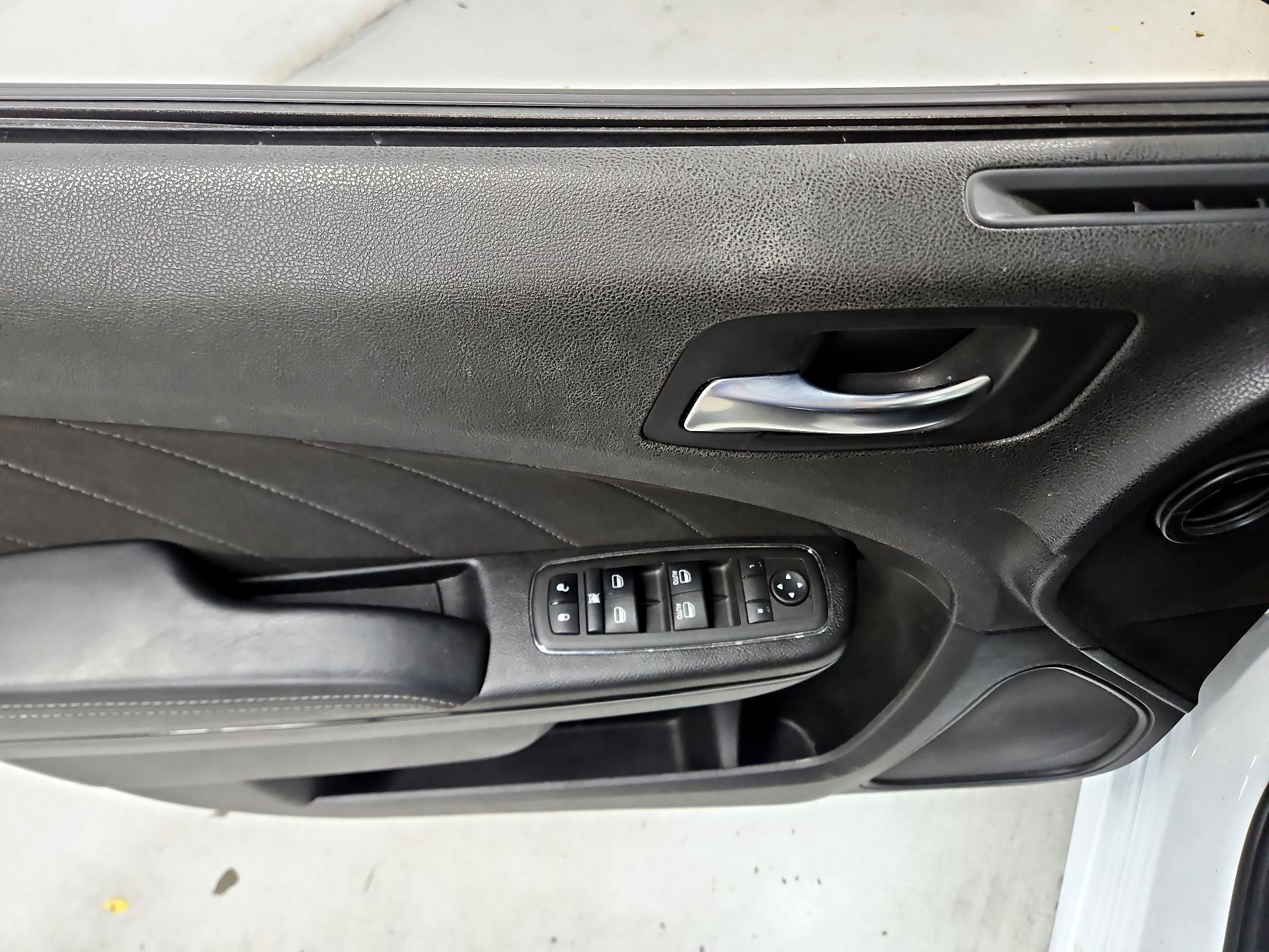 Thumbnail: 2022 Dodge Charger - 12