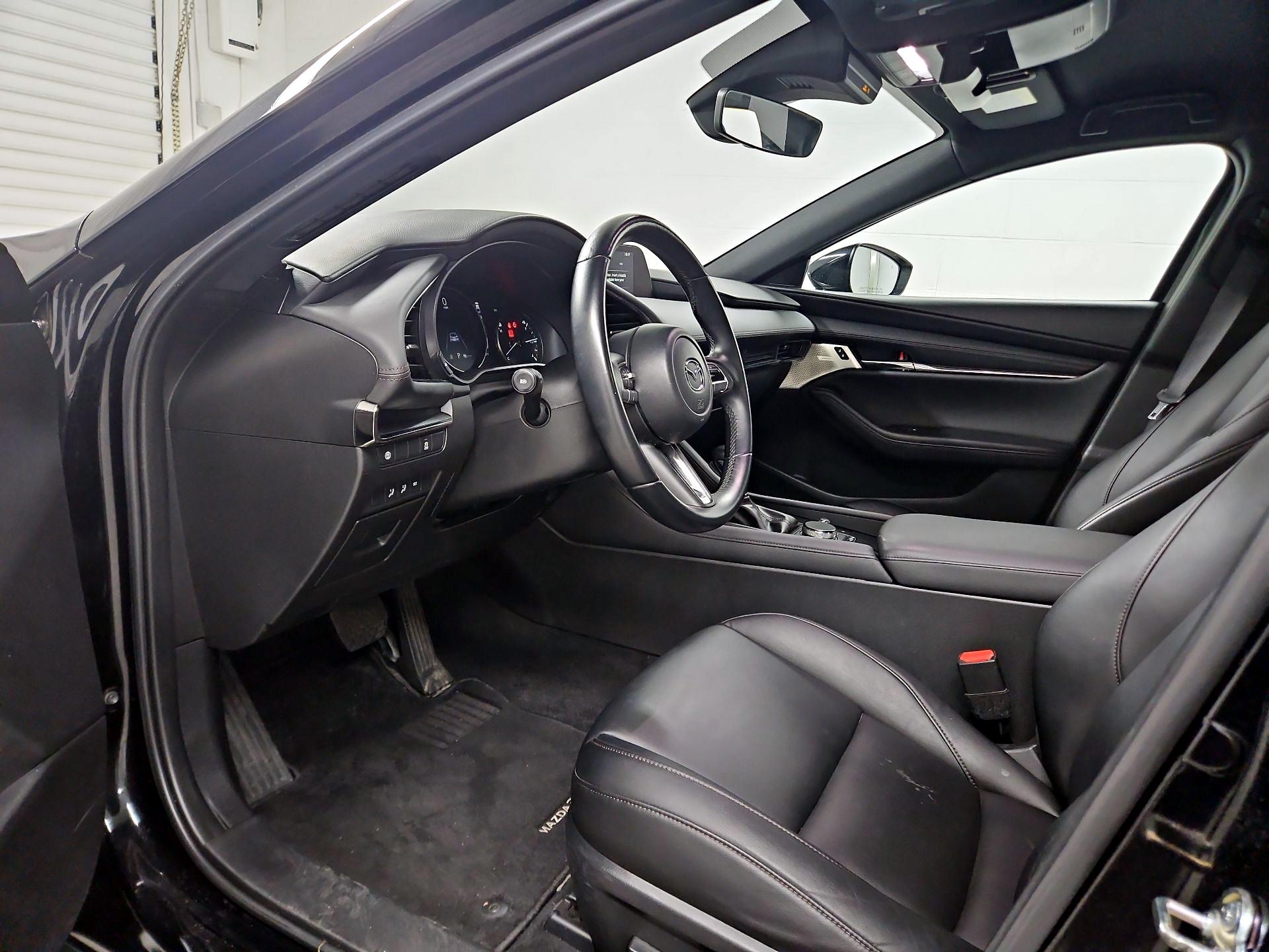 Thumbnail: 2020 Mazda Mazda3 - 11