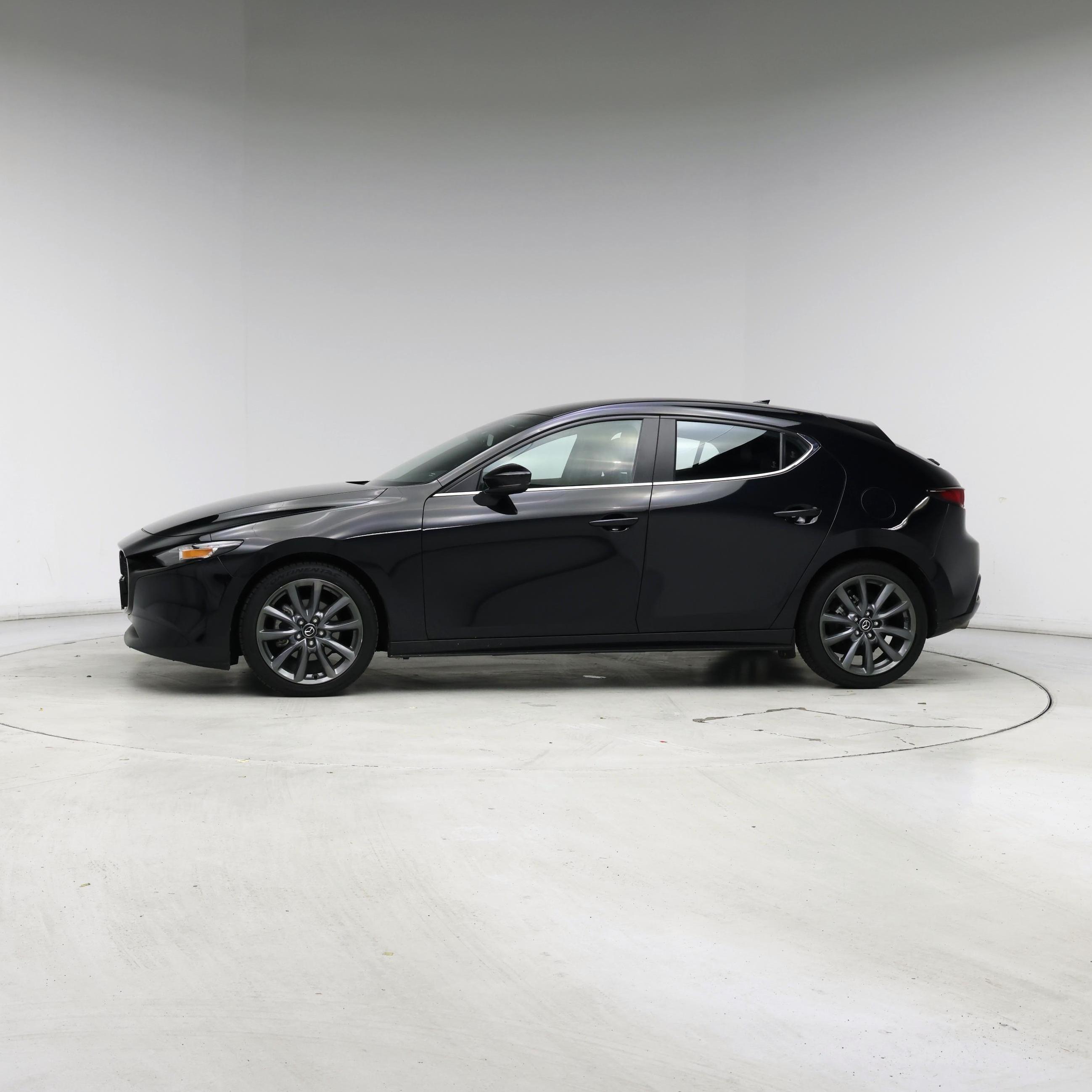 Thumbnail: 2020 Mazda Mazda3 - 3