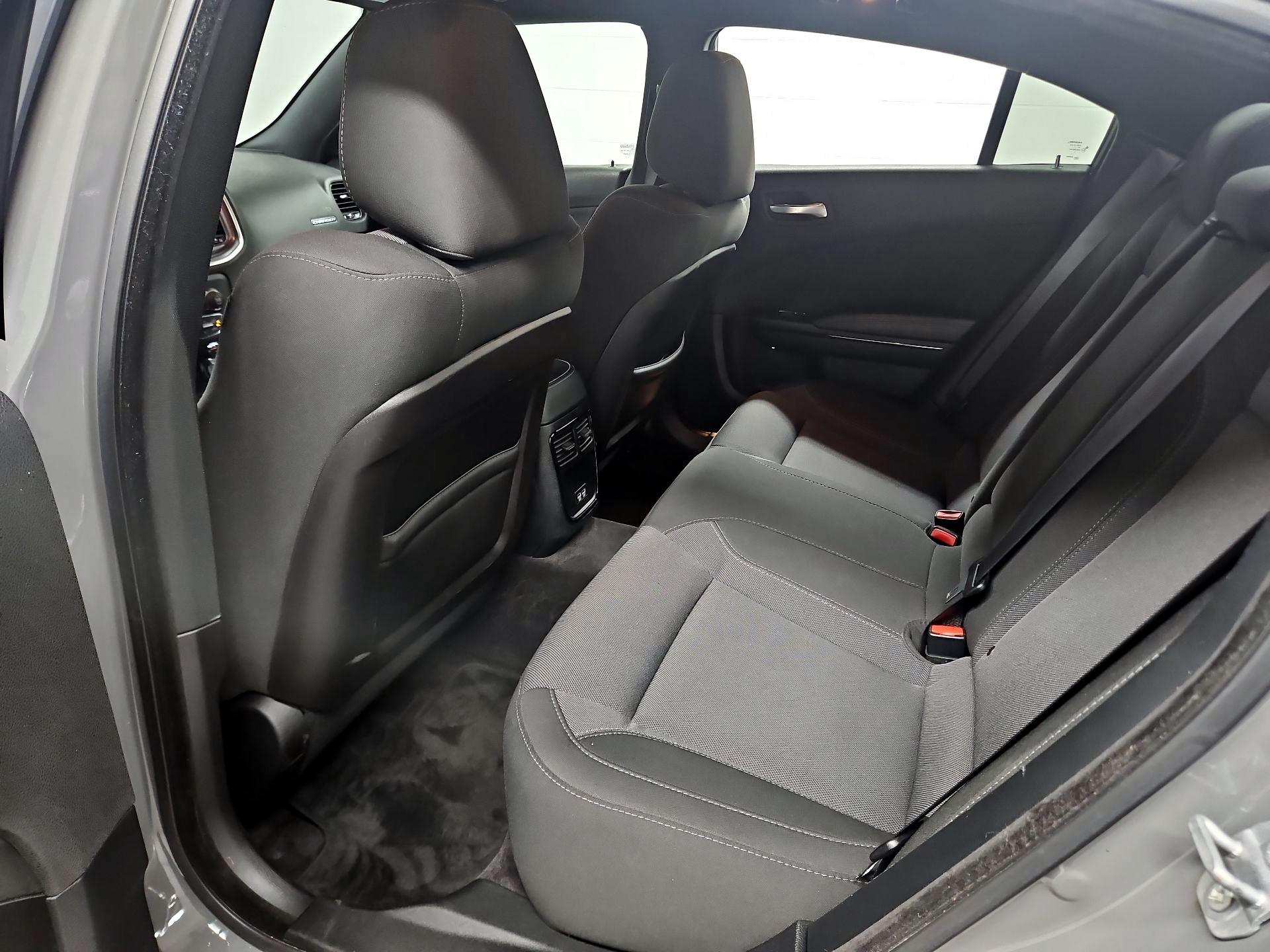 Thumbnail: 2017 Dodge Charger - 19