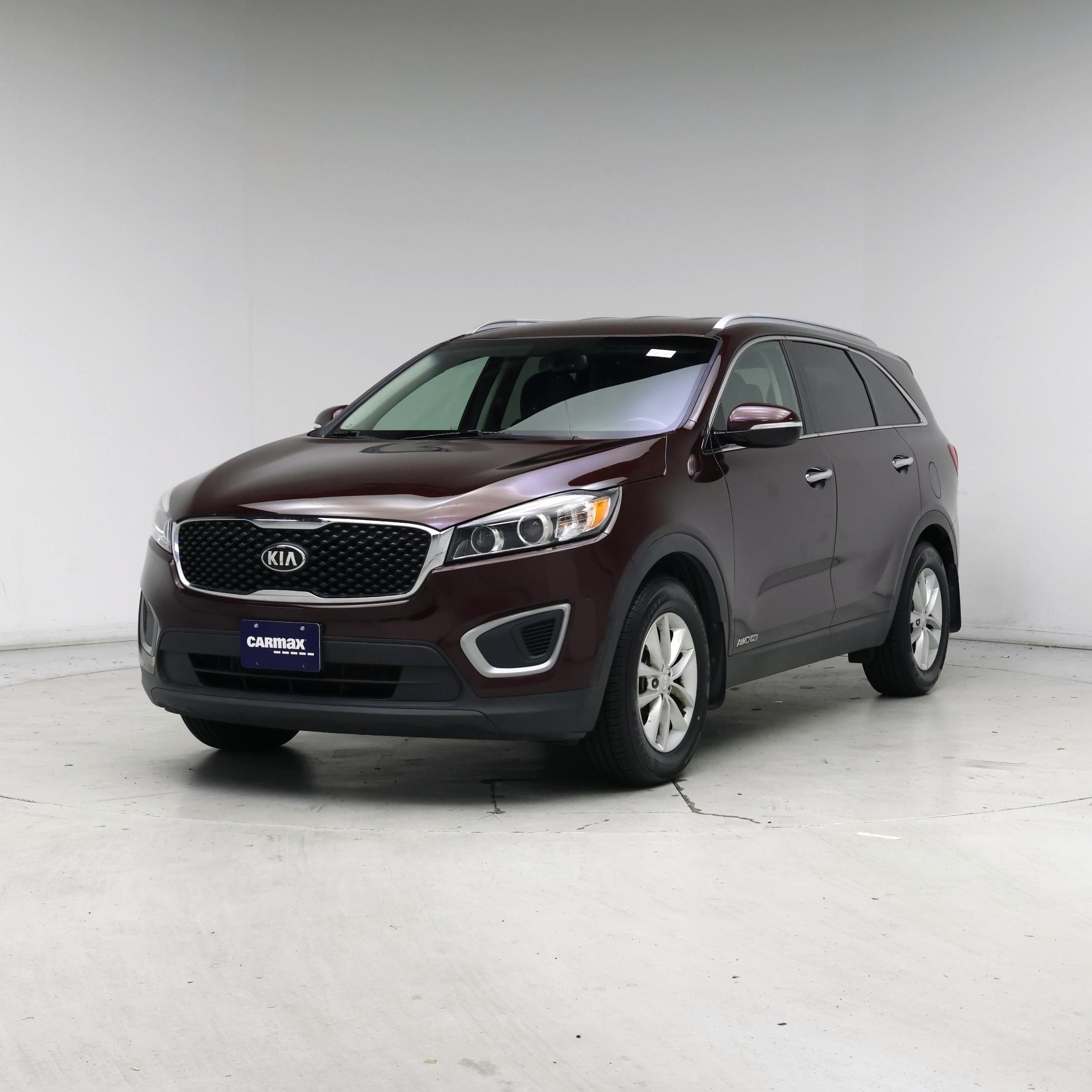Thumbnail: 2017 Kia Sorento - 4