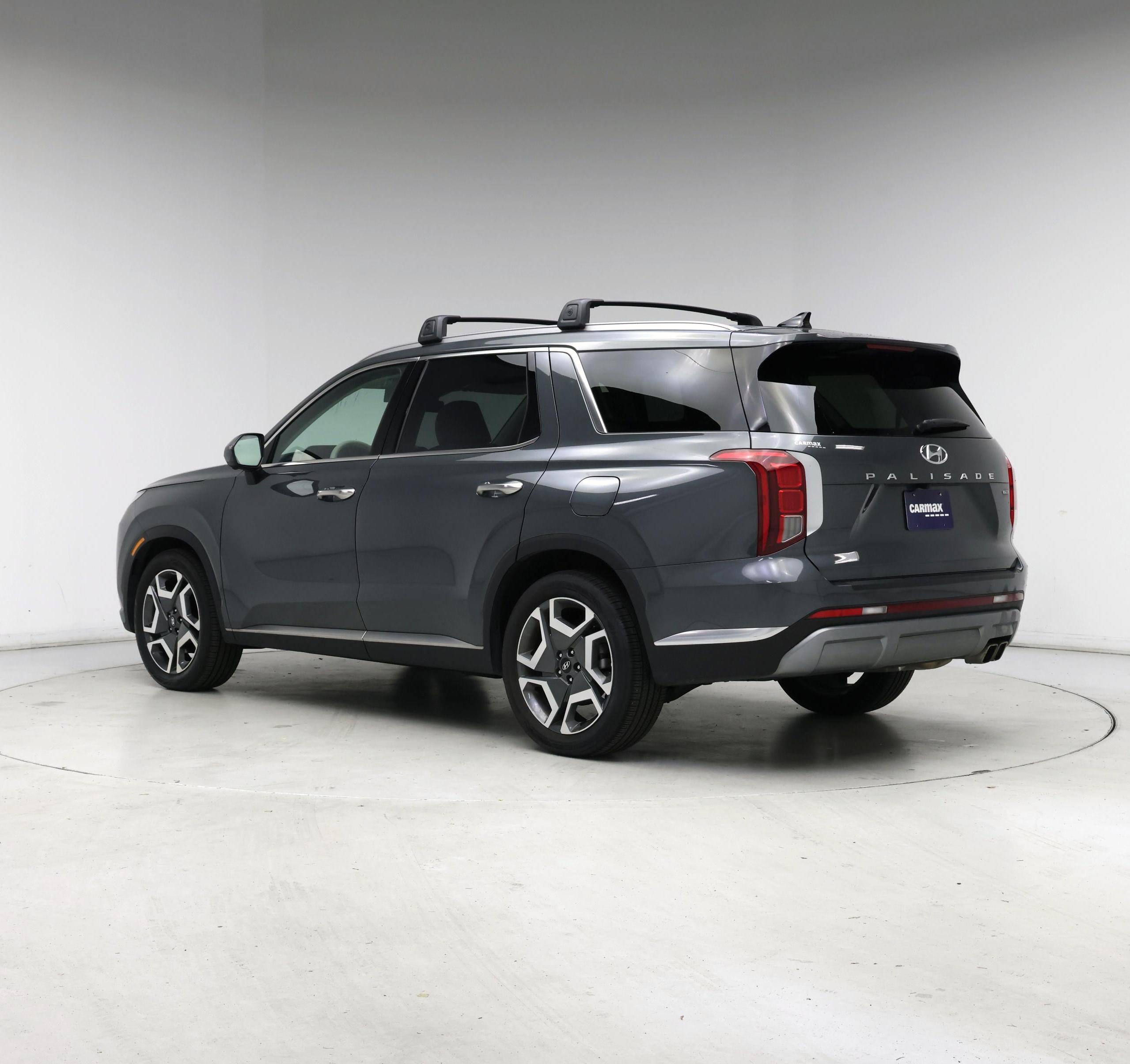 Thumbnail: 2023 Hyundai Palisade - 2