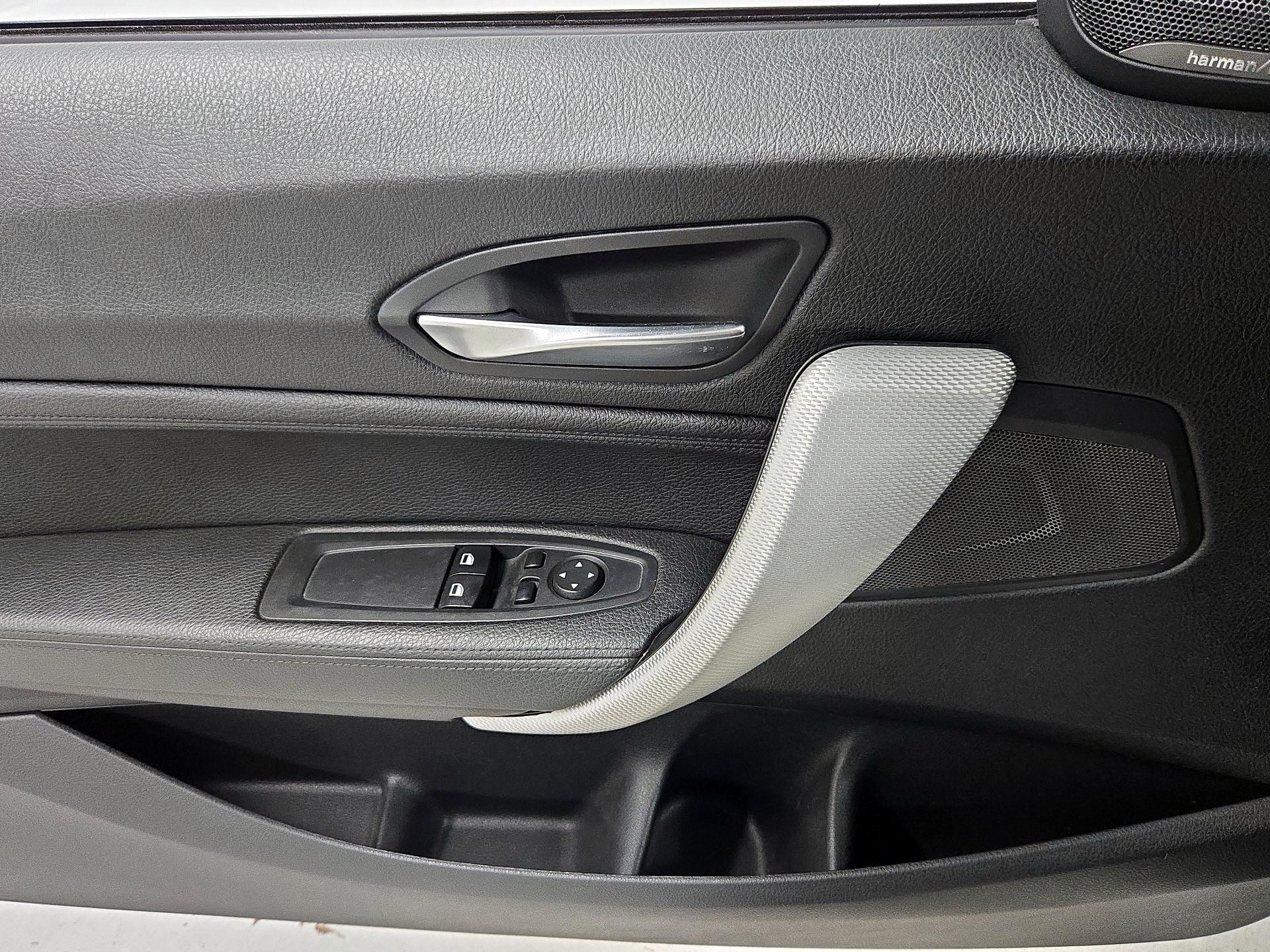 Thumbnail: 2015 BMW 2 Series - 12