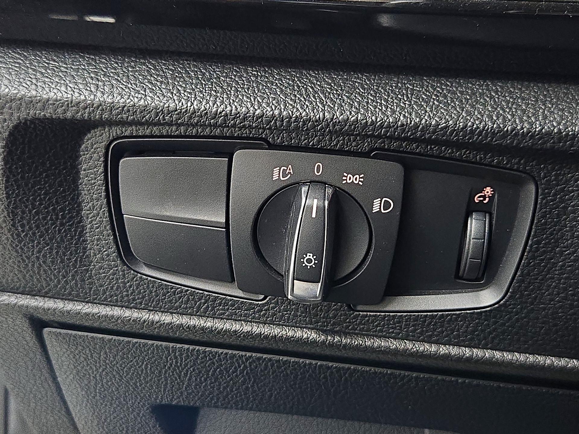 Thumbnail: 2015 BMW 2 Series - 13