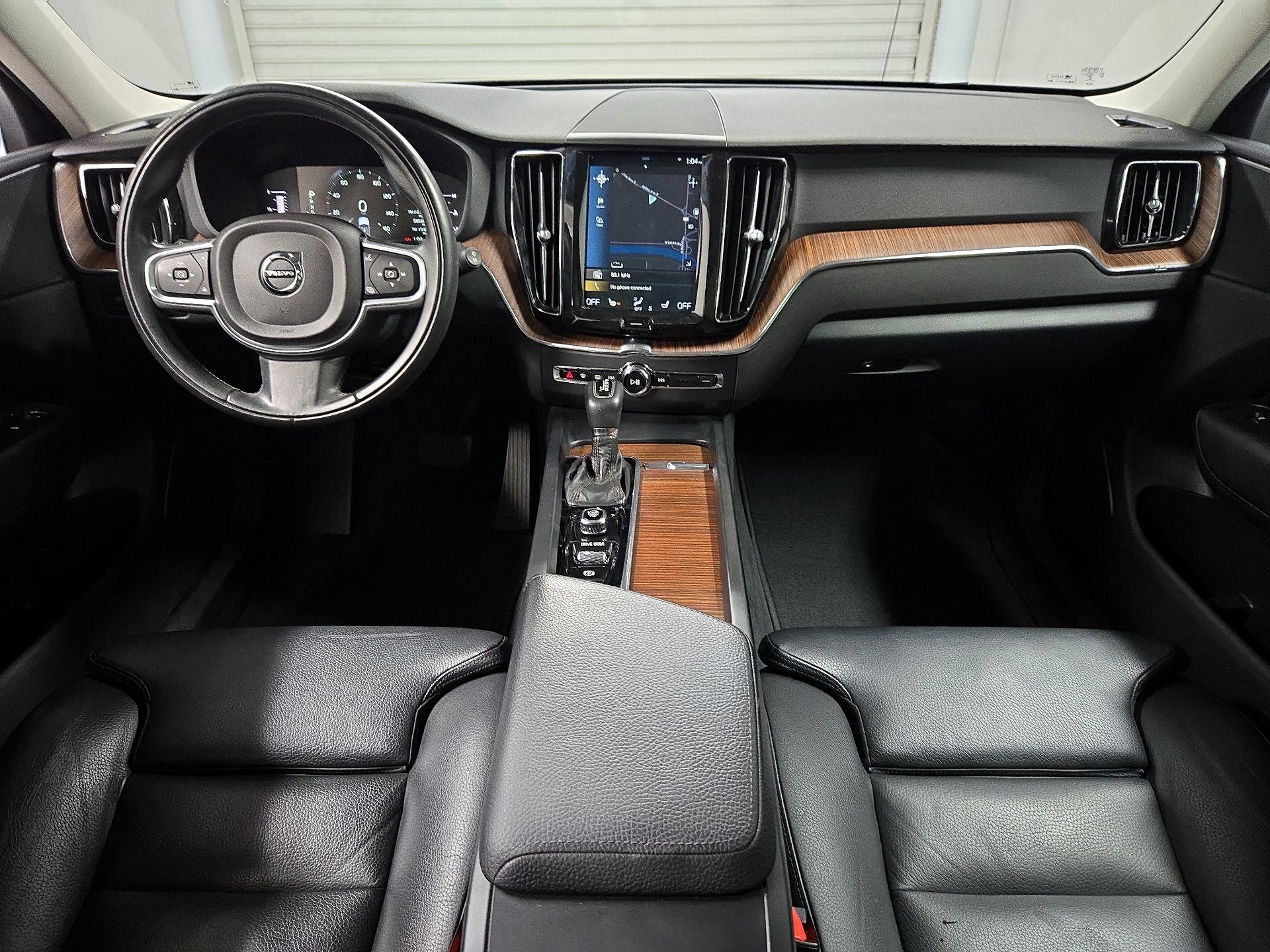 Thumbnail: 2019 Volvo XC60 - 9