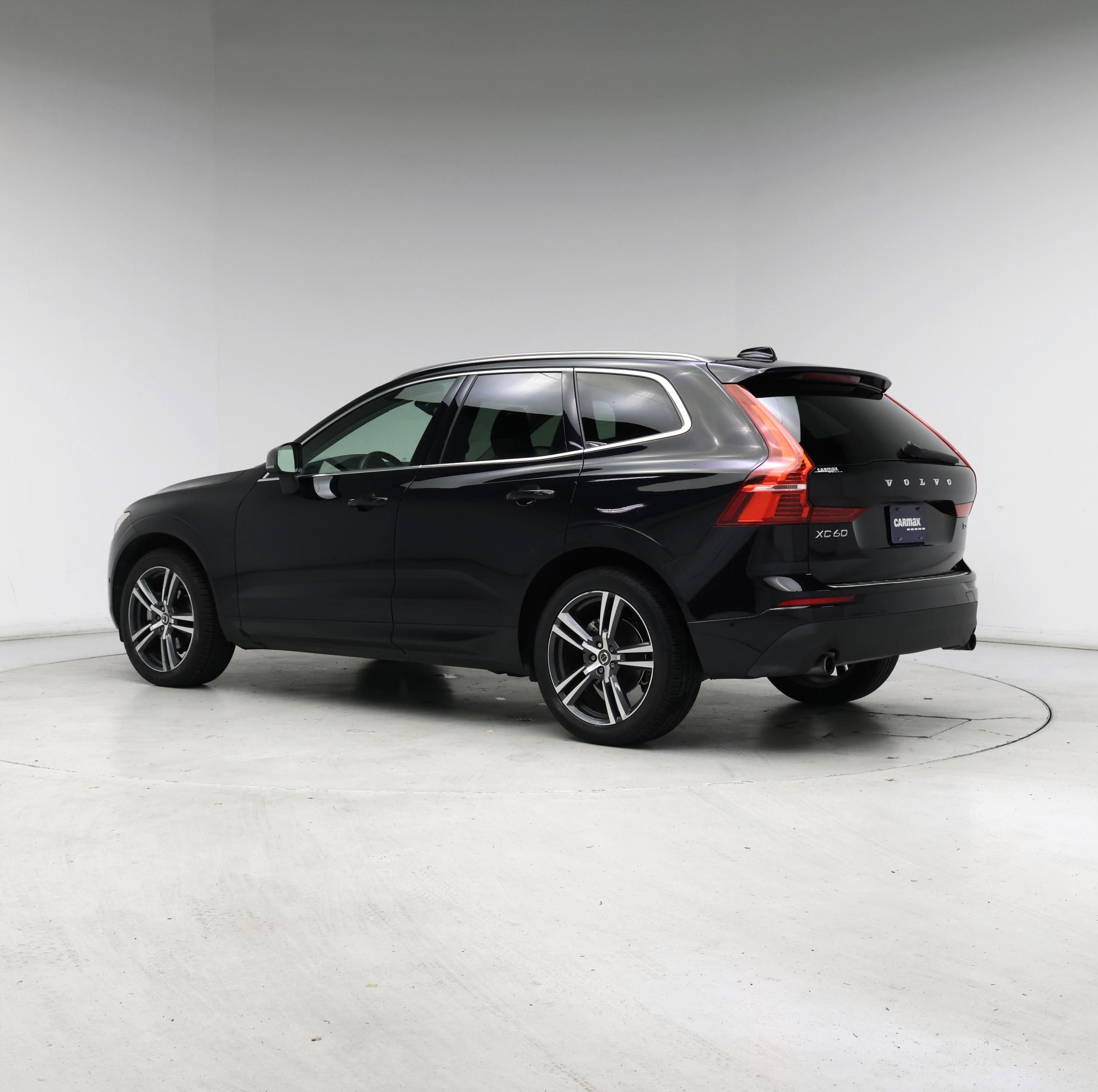 Thumbnail: 2019 Volvo XC60 - 2
