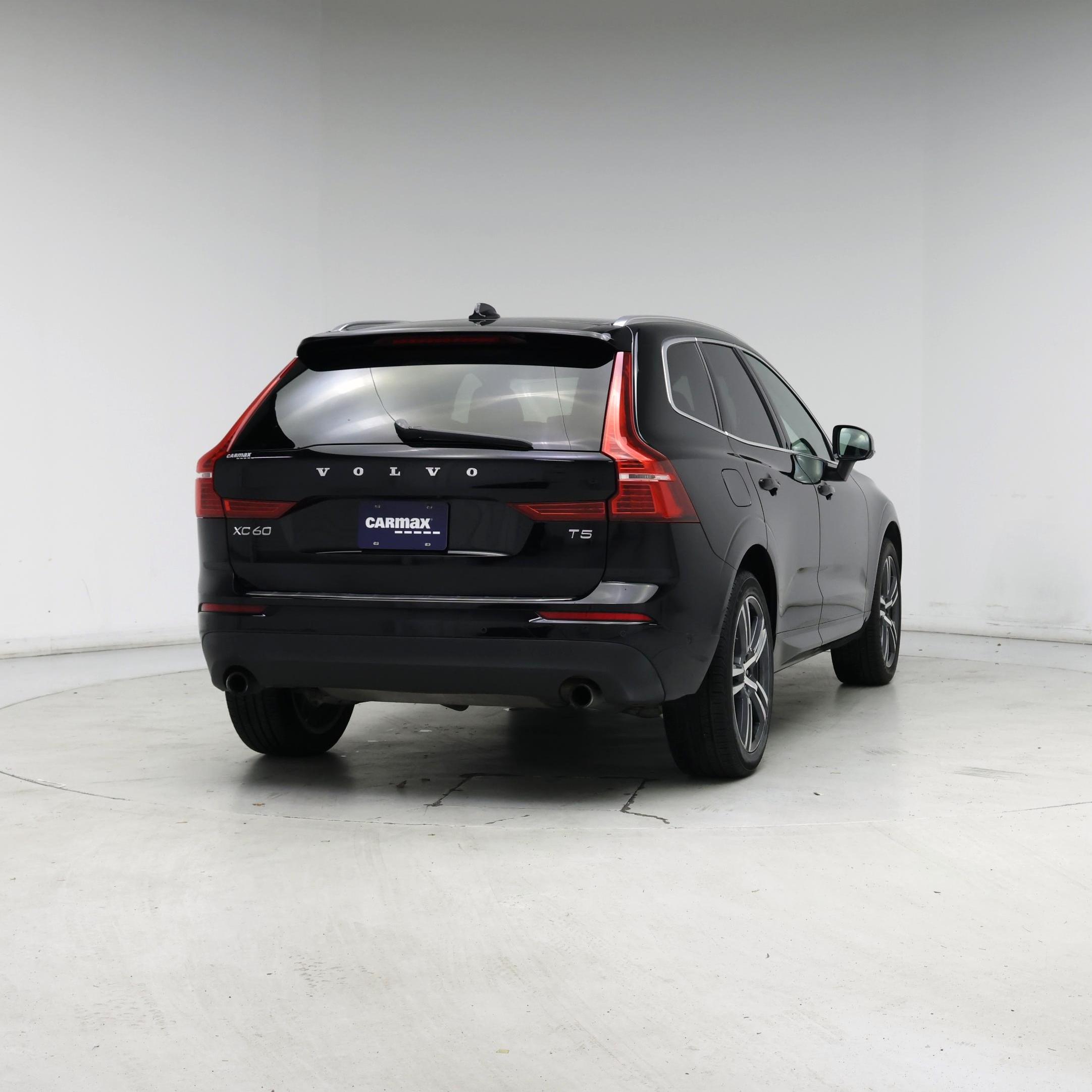 Thumbnail: 2019 Volvo XC60 - 8