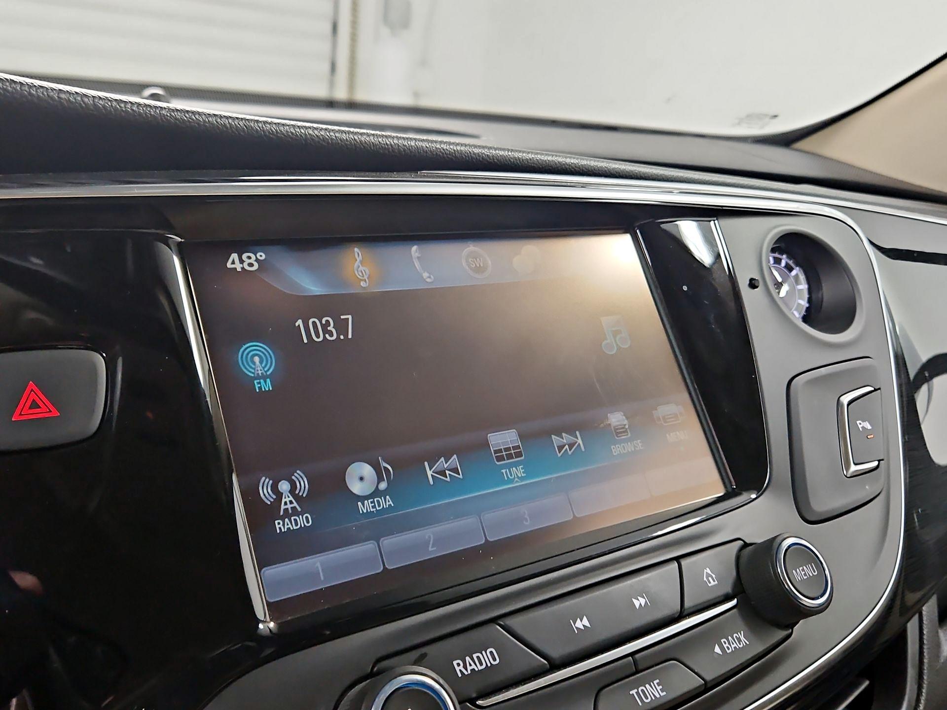 Thumbnail: 2017 Buick Envision - 15