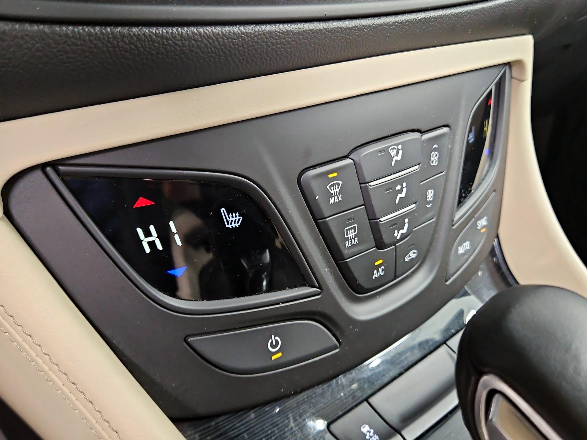 Thumbnail: 2017 Buick Envision - 16