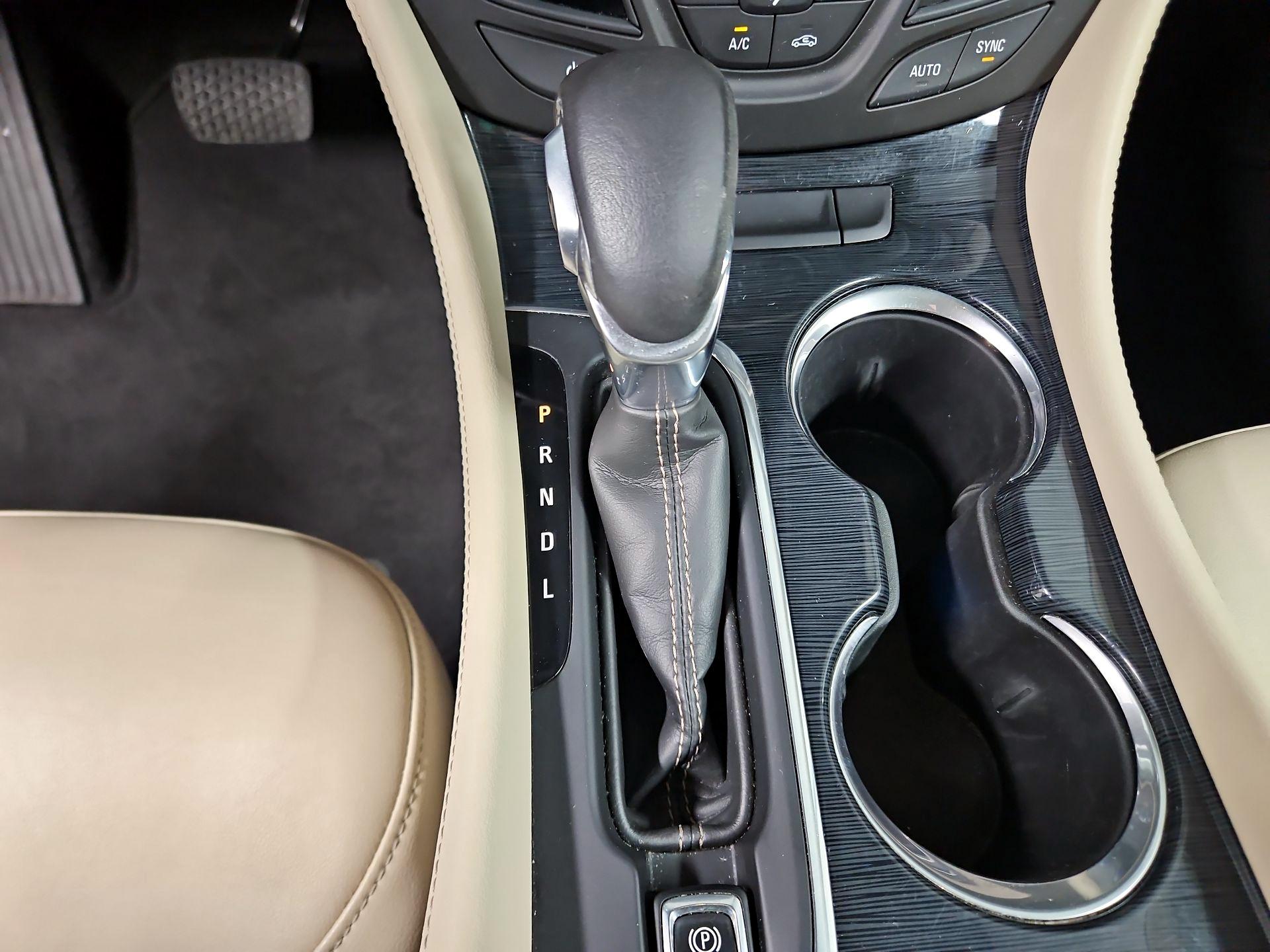 Thumbnail: 2017 Buick Envision - 17