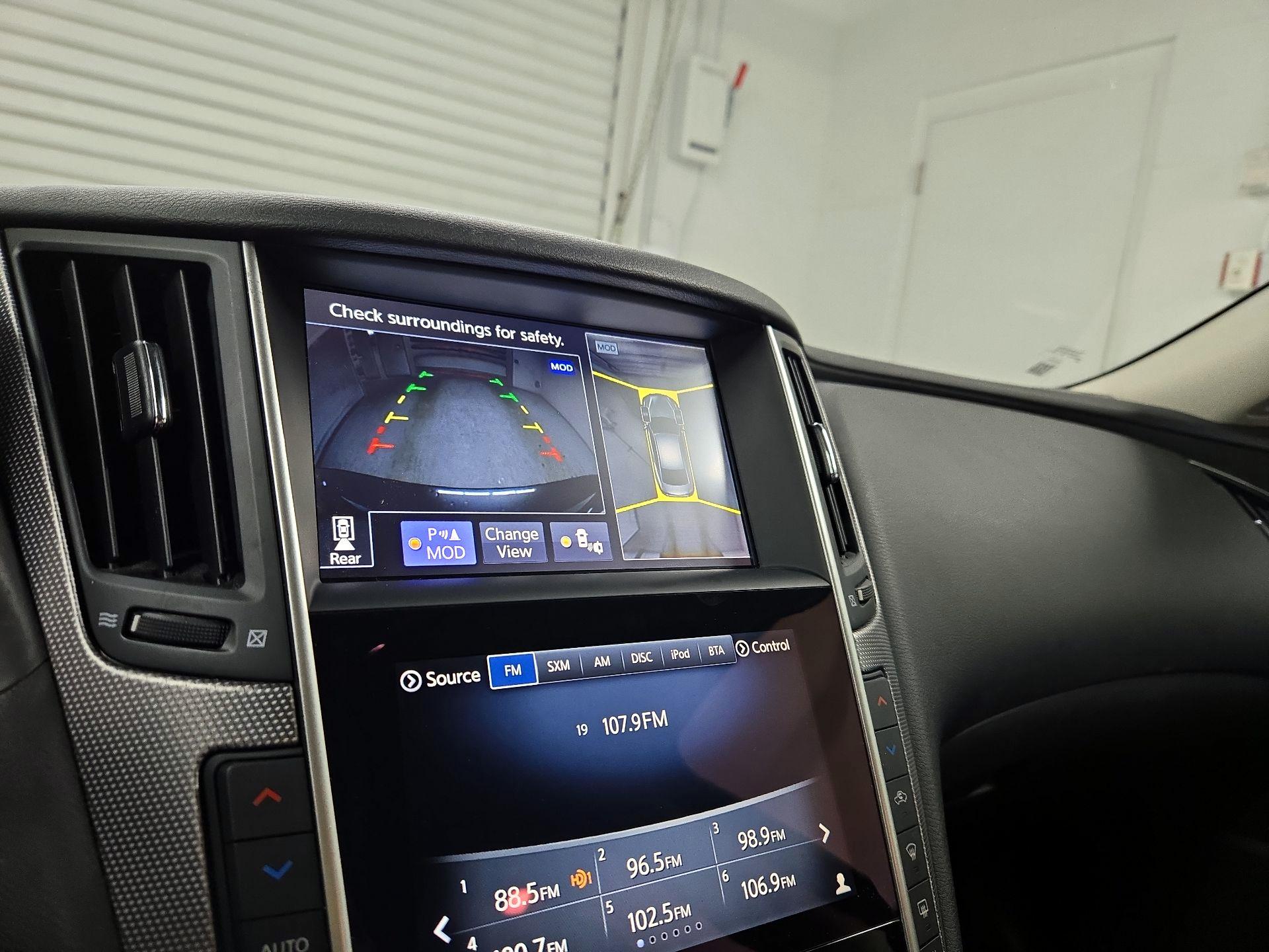 Thumbnail: 2016 INFINITI Q50 - 15