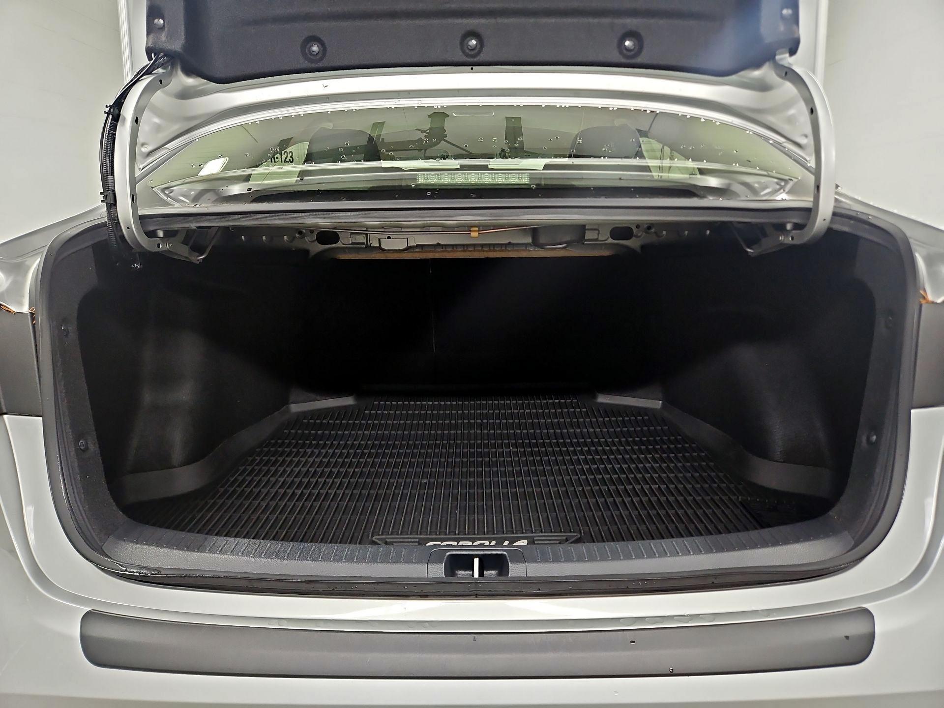 Thumbnail: 2020 Toyota Corolla - 20