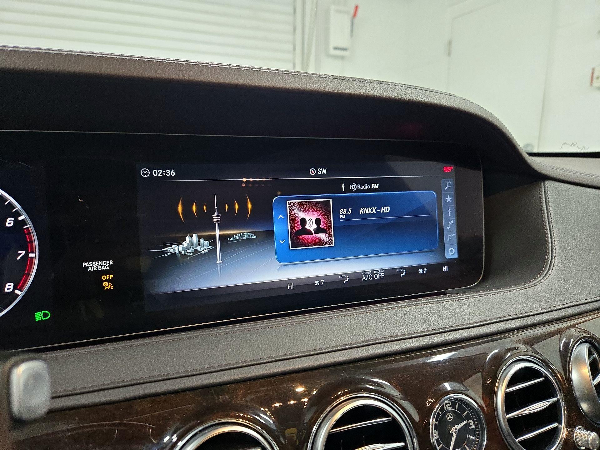 Thumbnail: 2018 Mercedes-Benz S-Class - 16