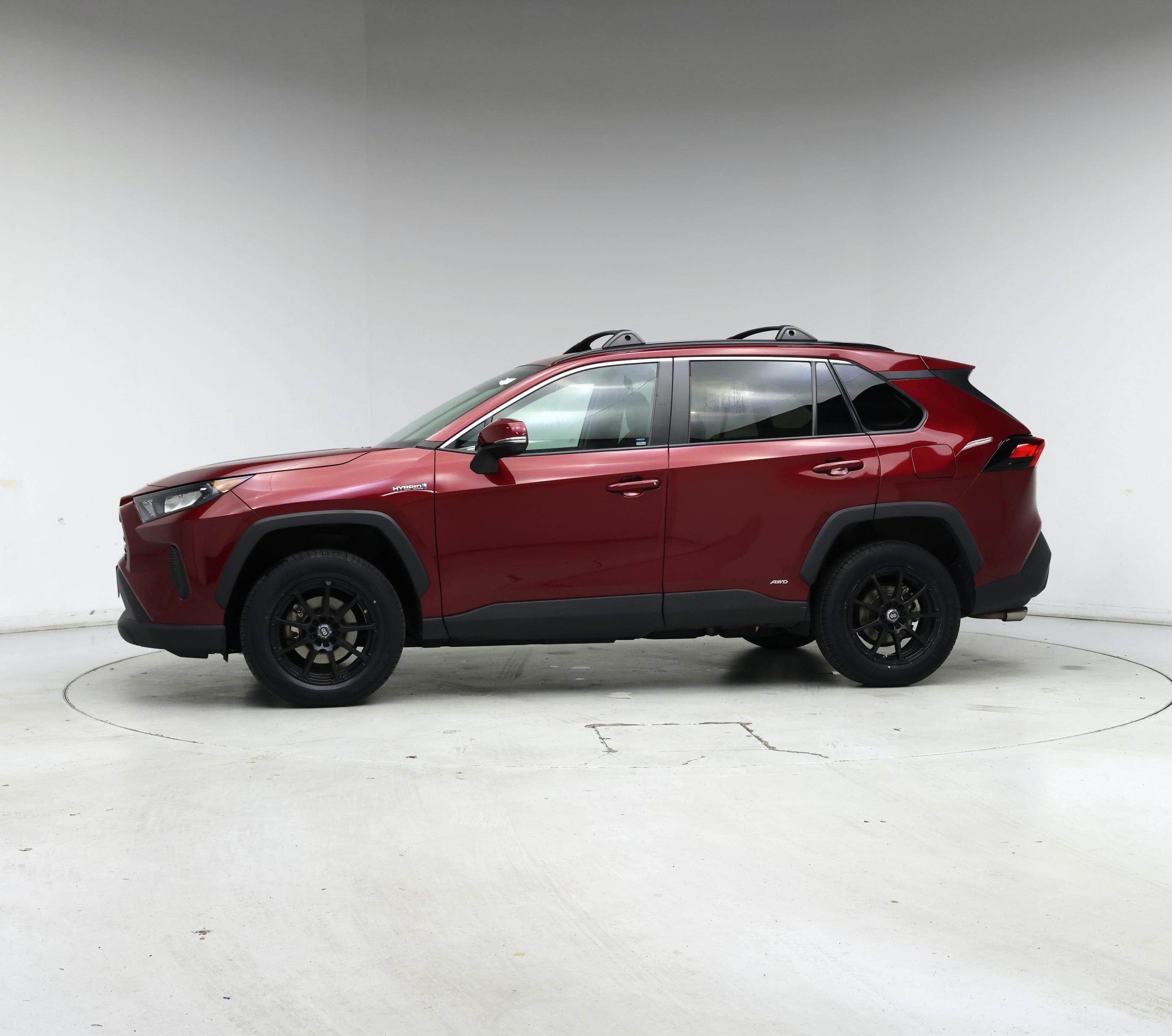 Thumbnail: 2020 Toyota RAV4 - 3
