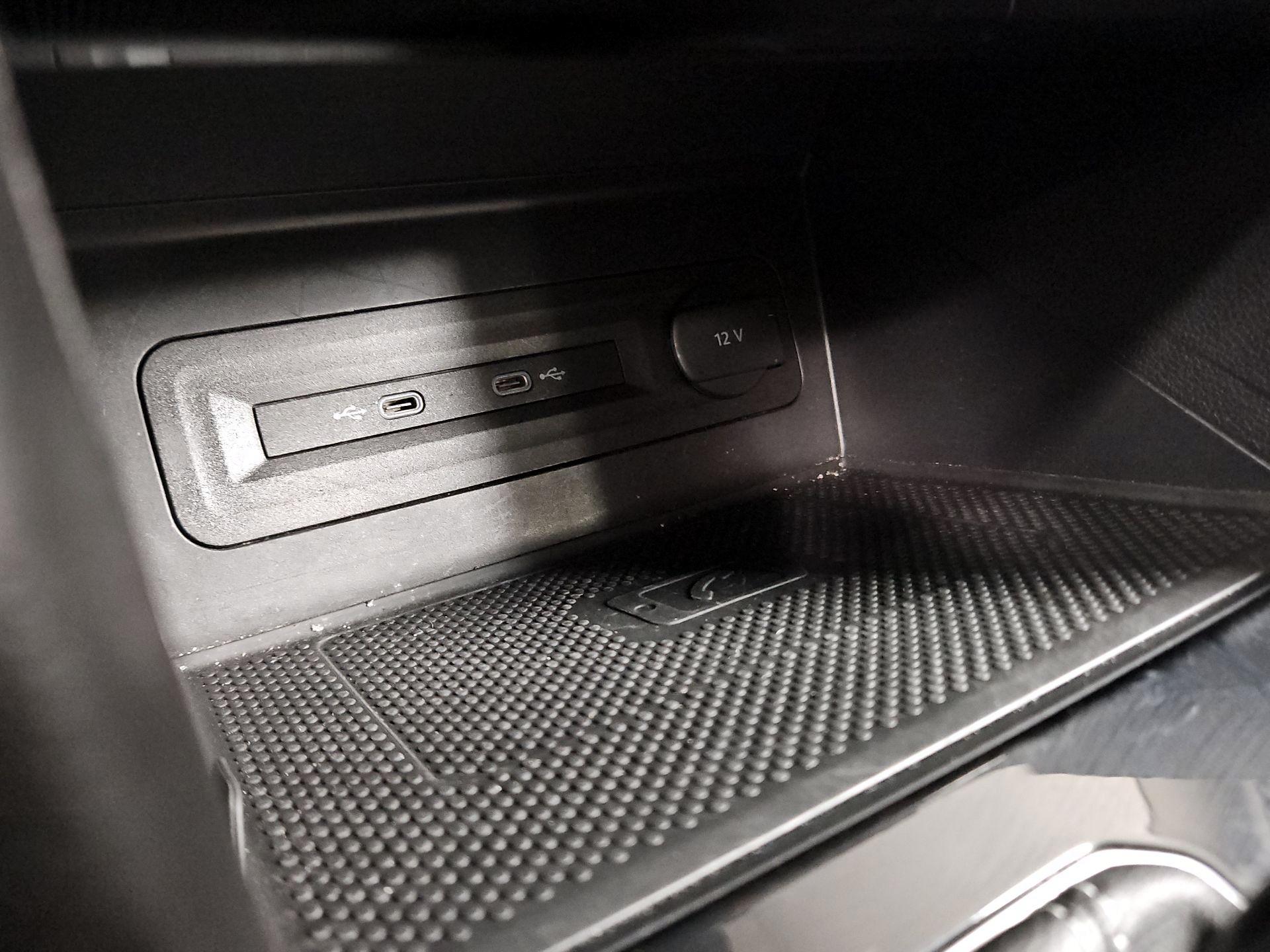 Thumbnail: 2023 Volkswagen Atlas - 19