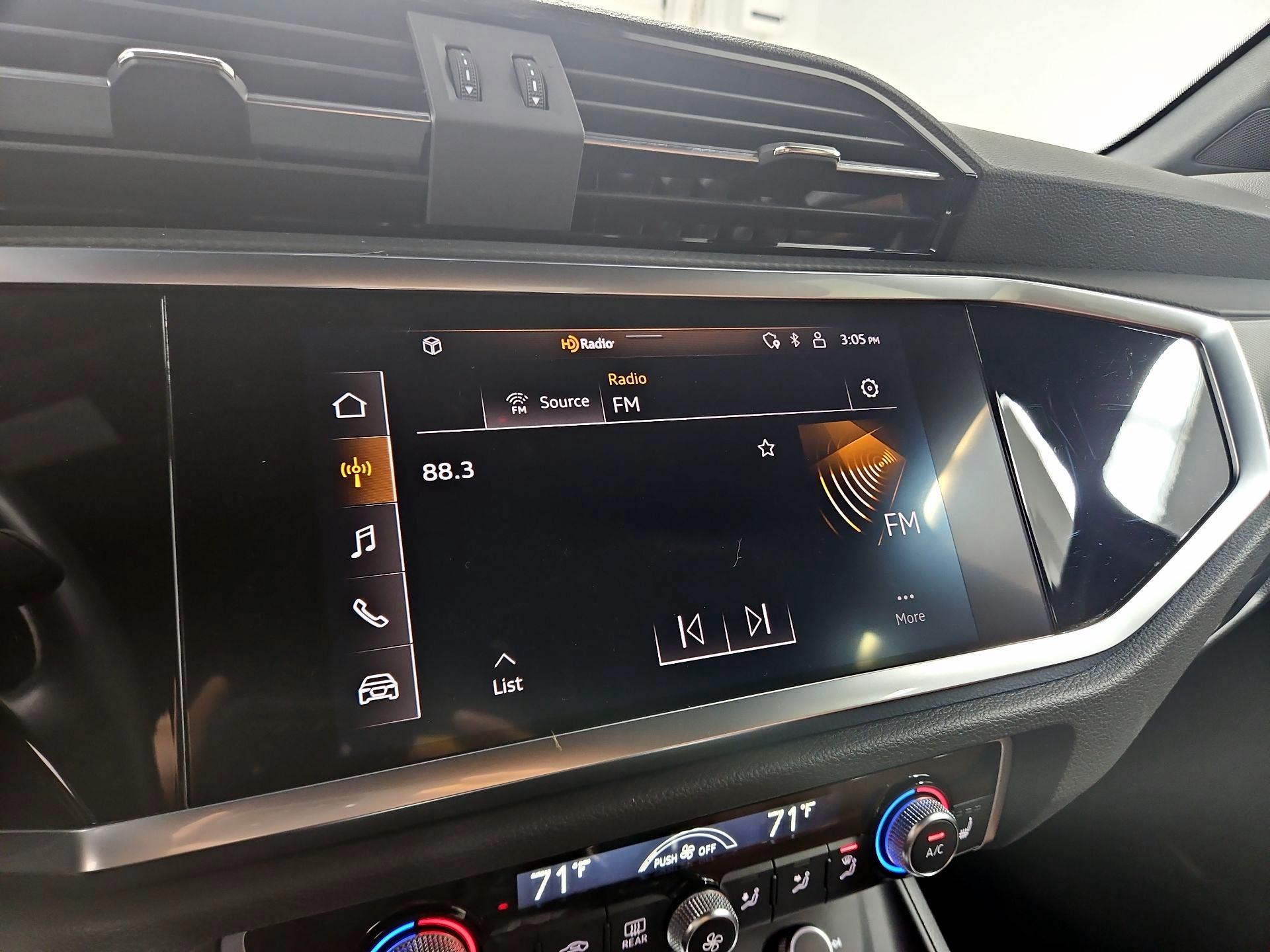 Thumbnail: 2022 Audi Q3 - 15