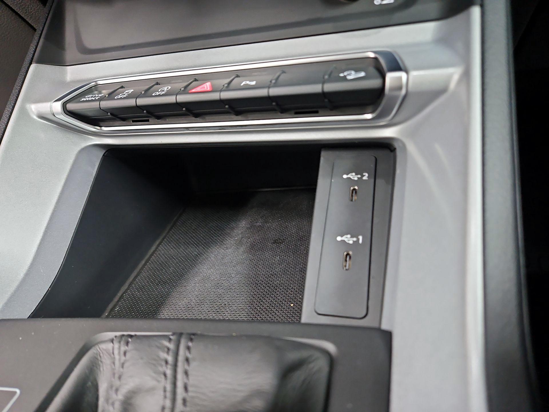 Thumbnail: 2022 Audi Q3 - 18