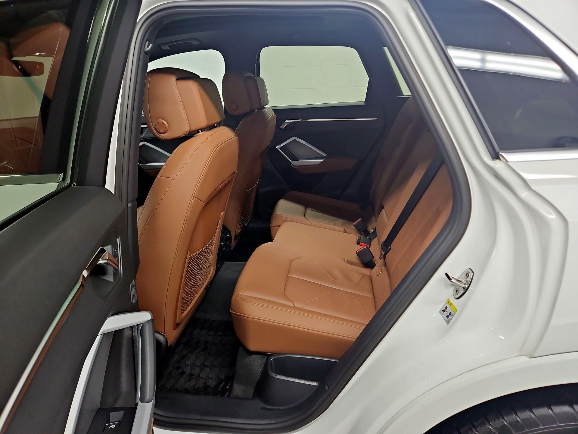 Thumbnail: 2022 Audi Q3 - 20