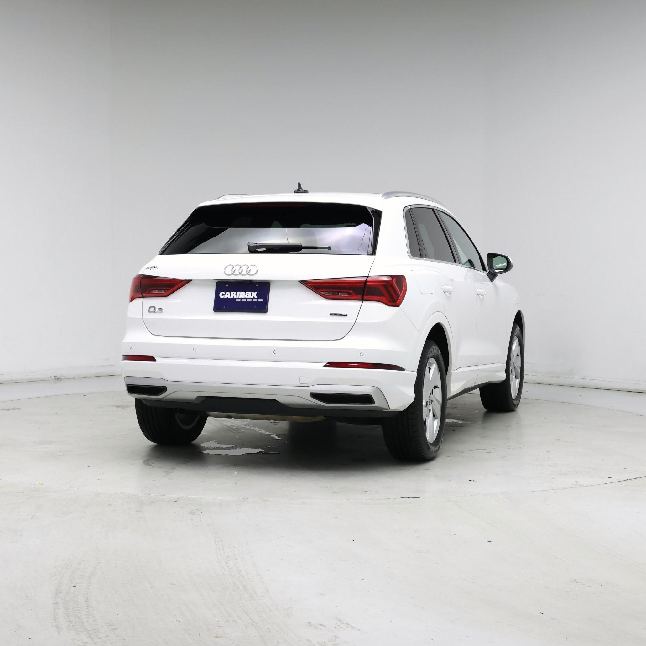 Thumbnail: 2022 Audi Q3 - 8