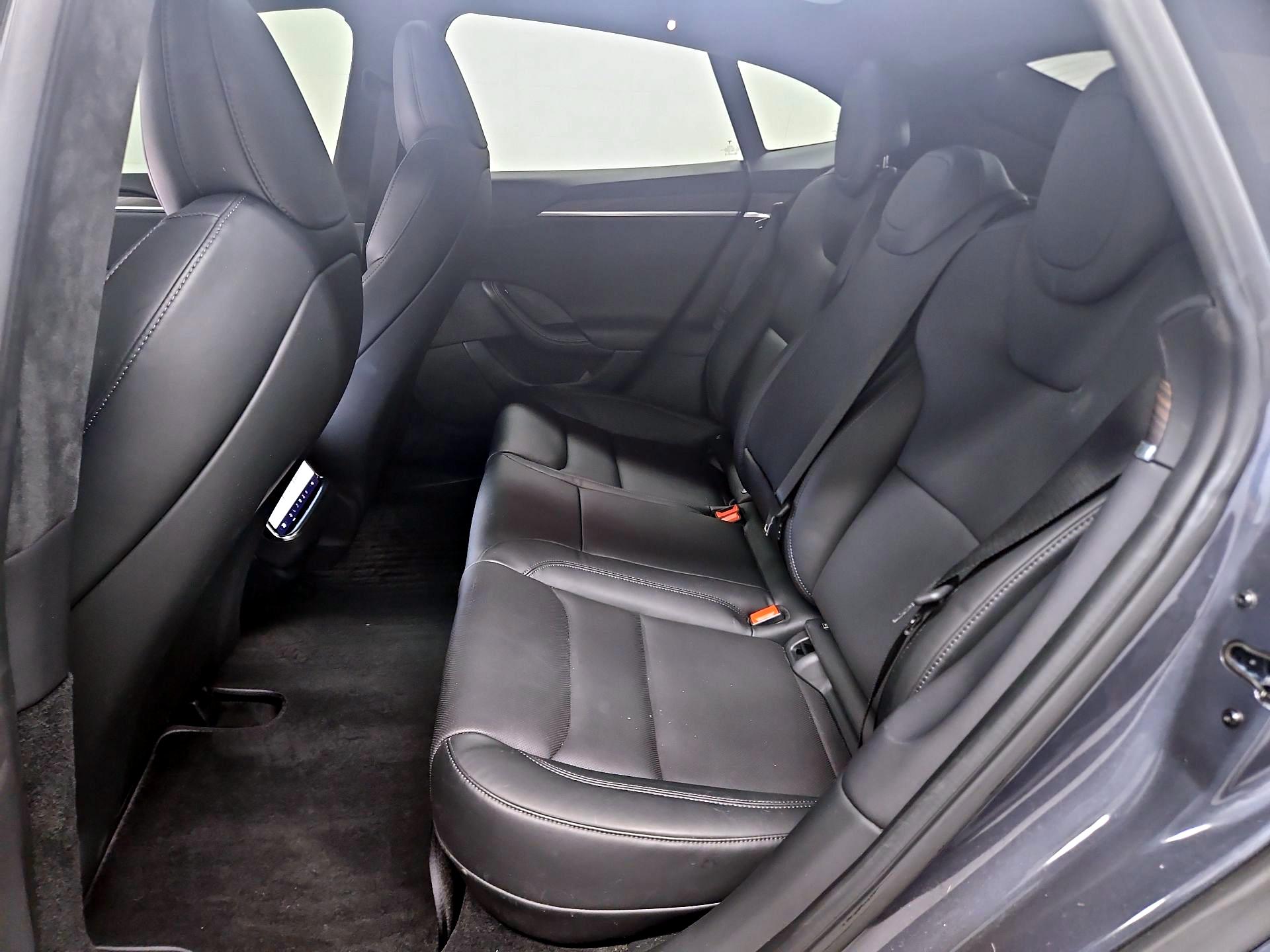 Thumbnail: 2023 Tesla Model S - 19